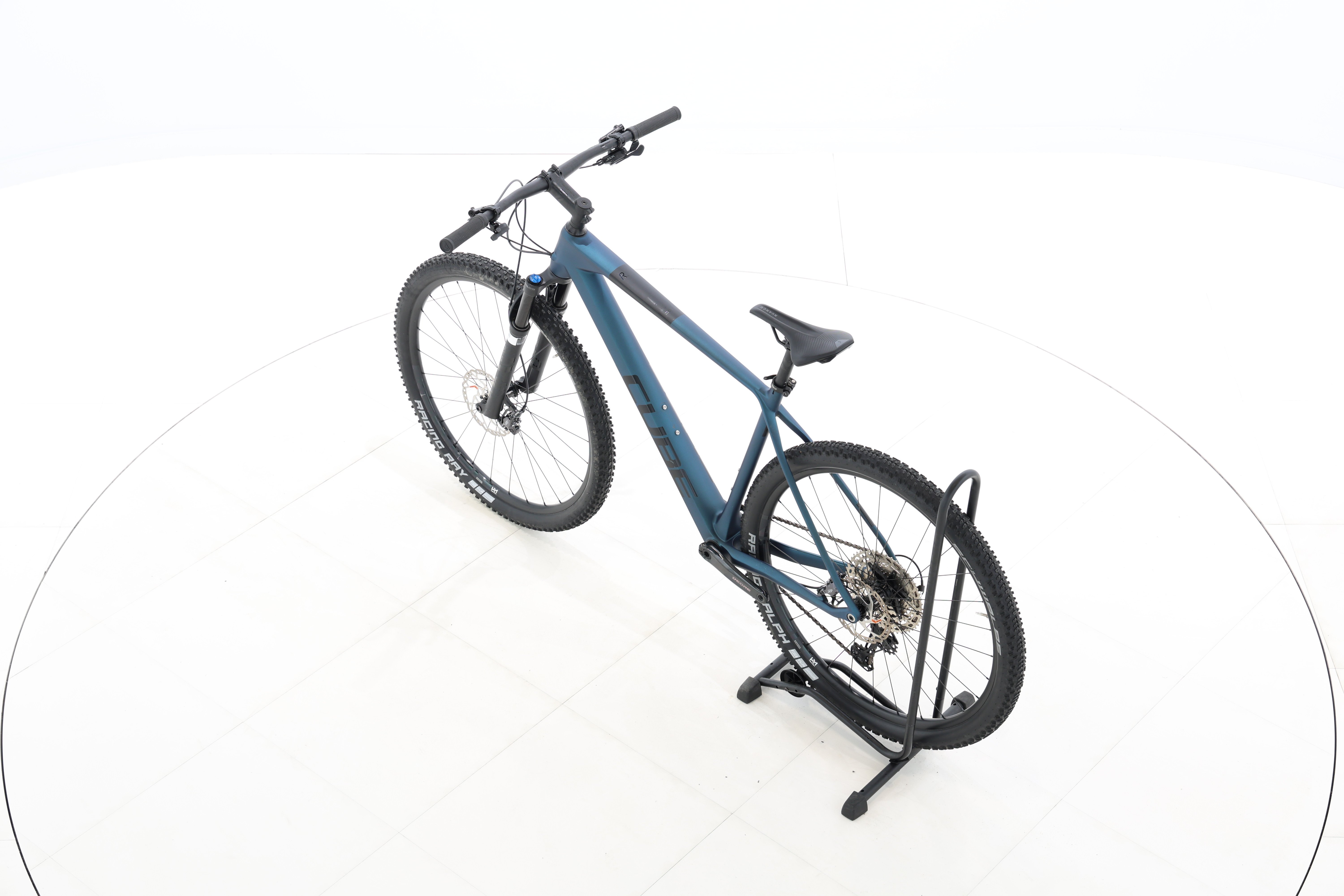 d95ec066-425a-45e8-98b3-ddf843894d85