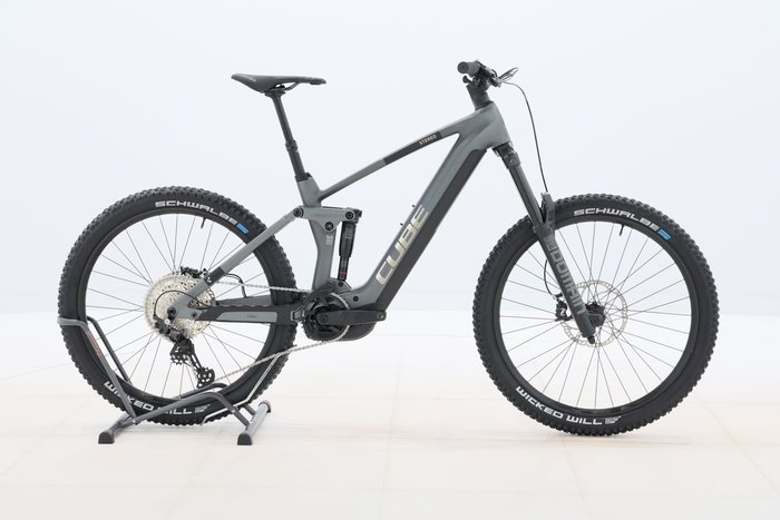 Cube STEREO HYBRID 160 HPC RACE 750 27.5 2023