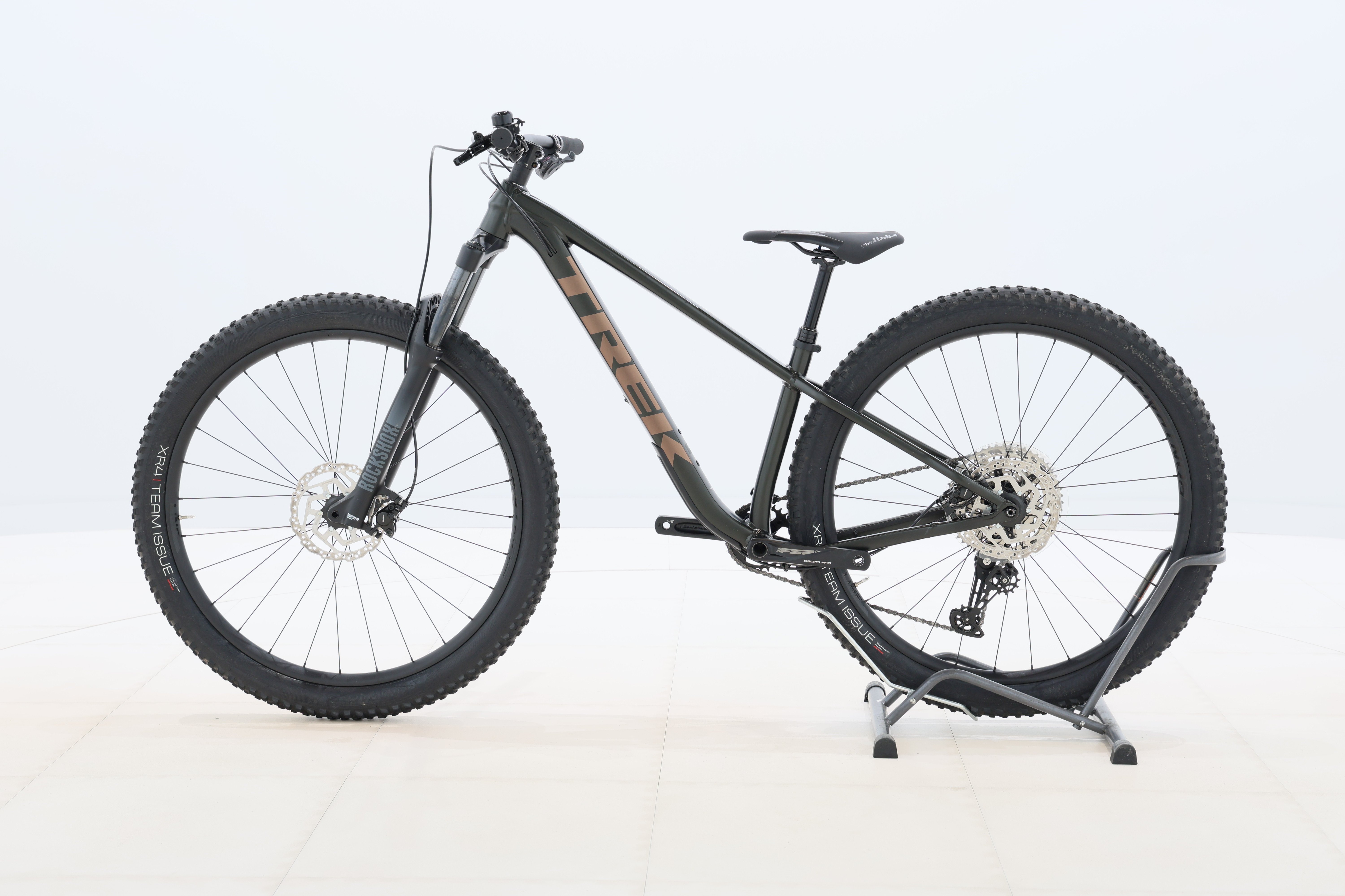 871a2337-4d71-4269-b5ec-ac46ce660919