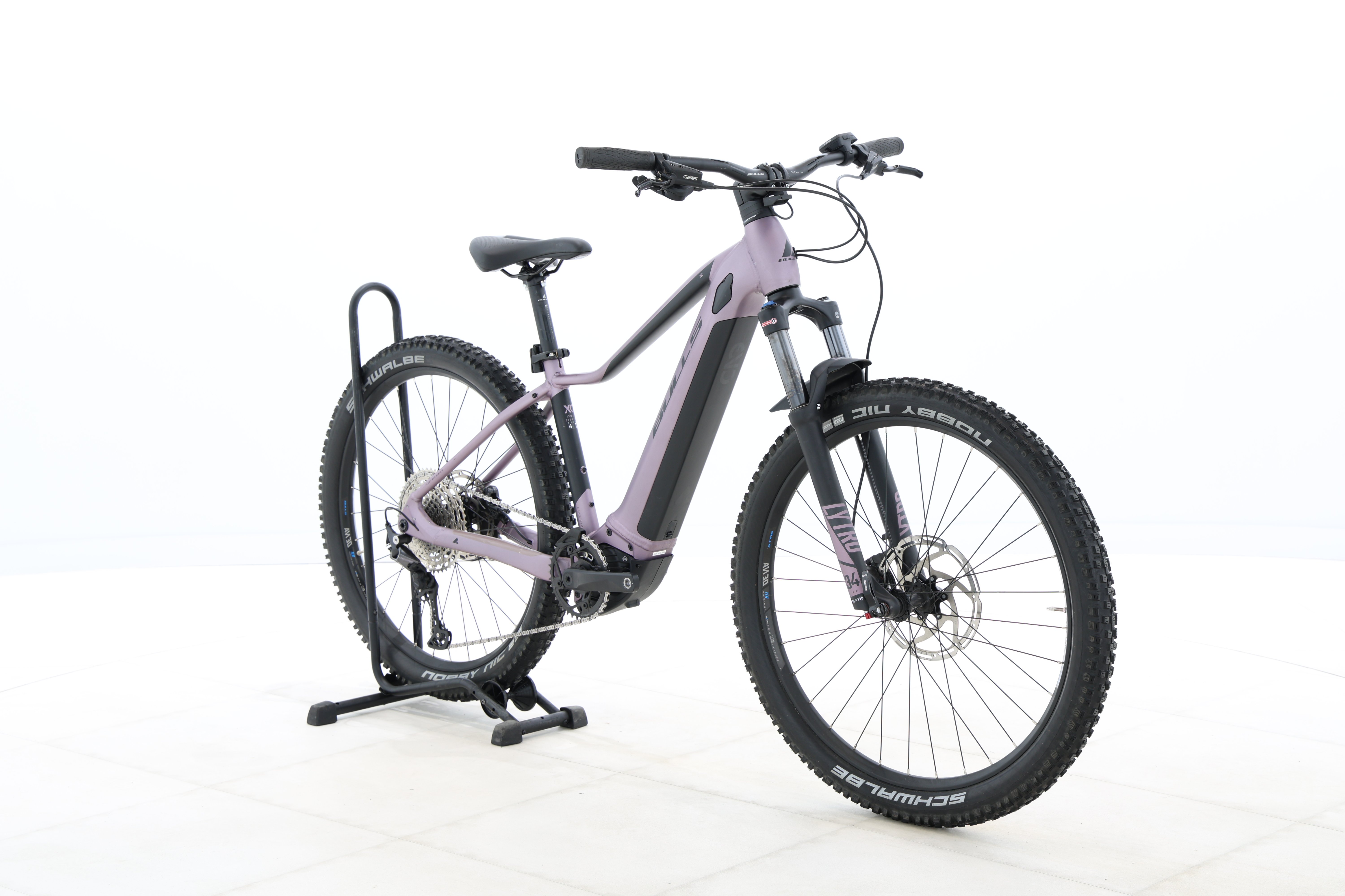 945f8bad-a075-4989-87a5-d14ec3ab6a51