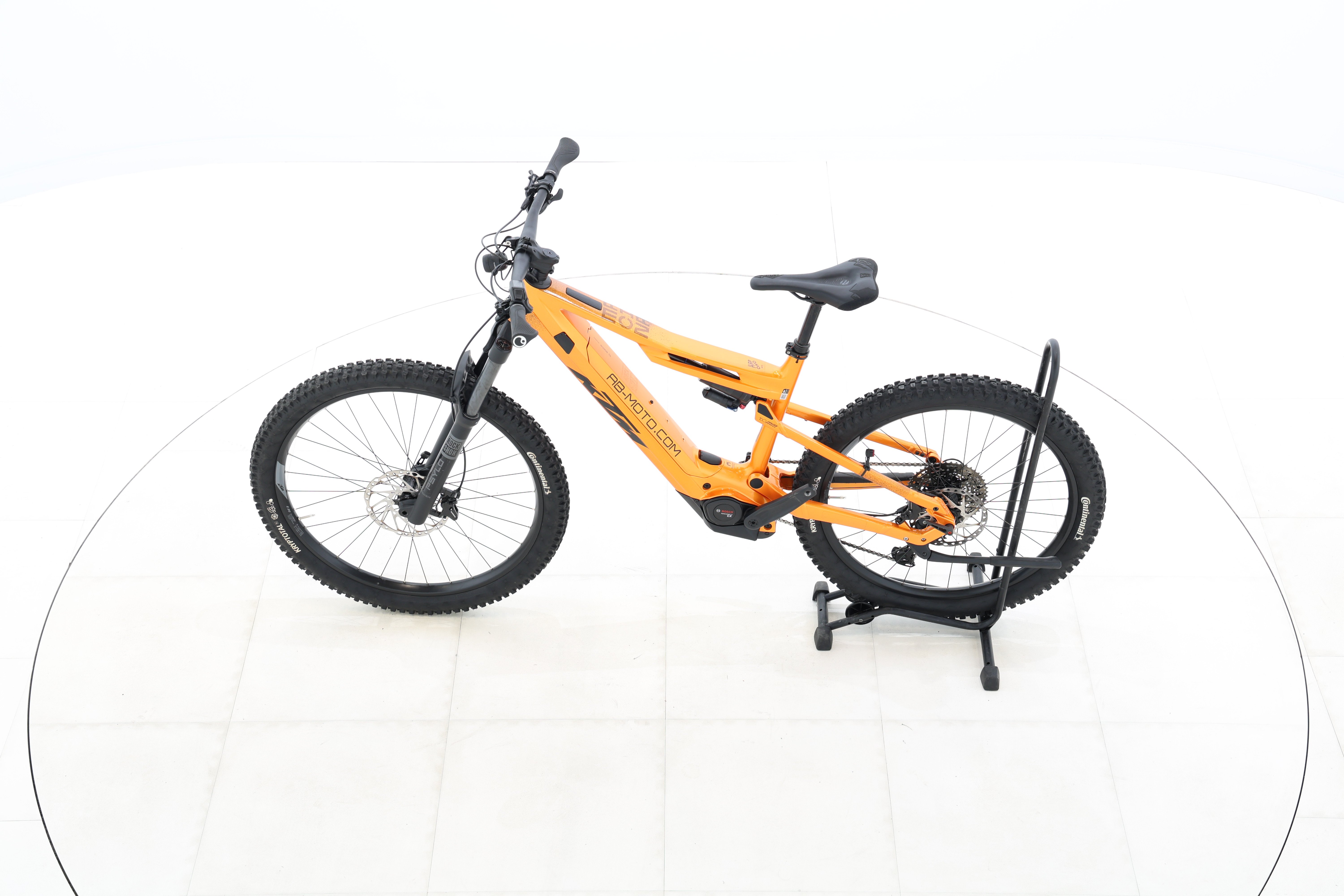 9b5a18e3-c366-4a01-af95-49a2770629d4