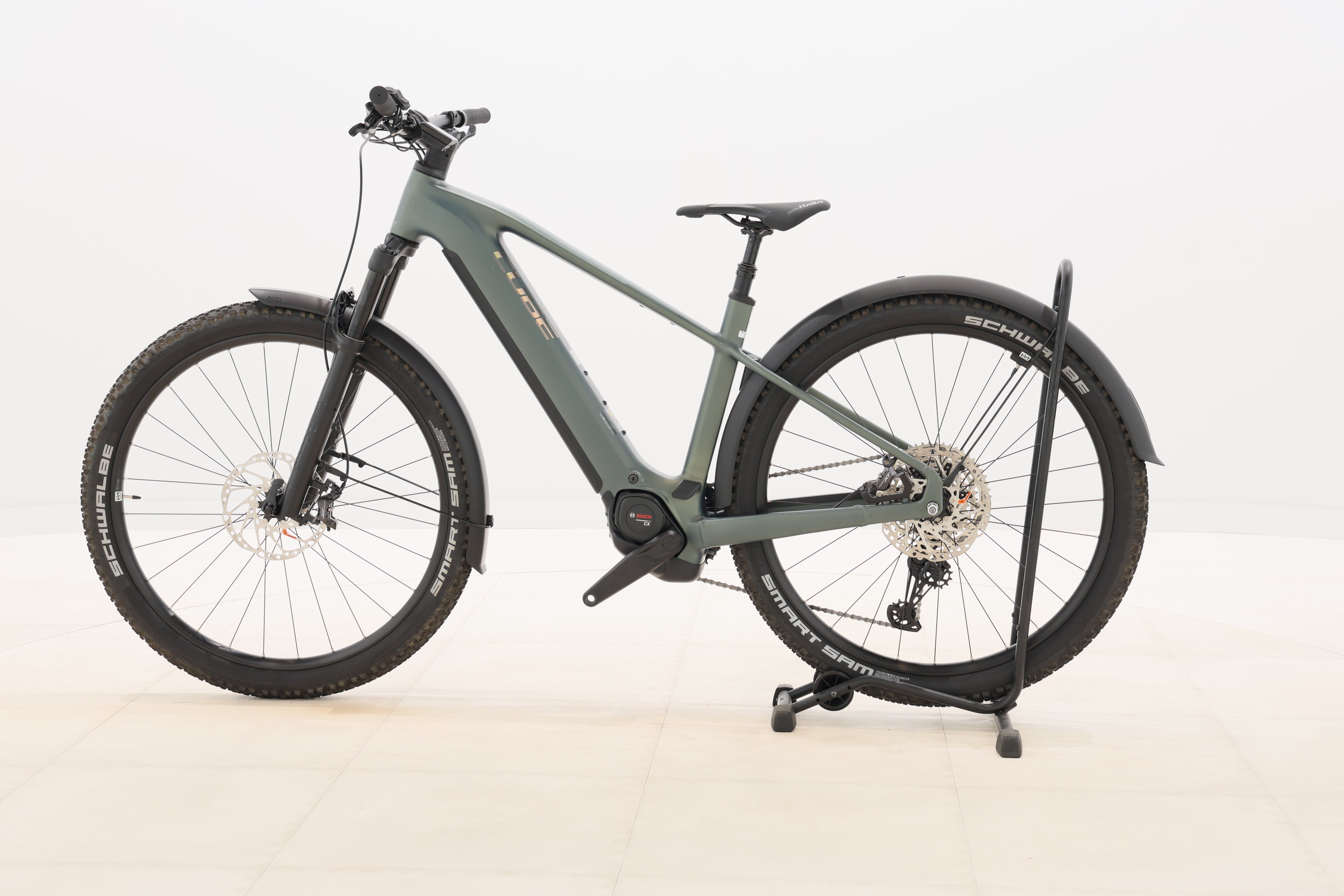 e8adb0de-d36f-405a-9a9d-cb53c78a7789