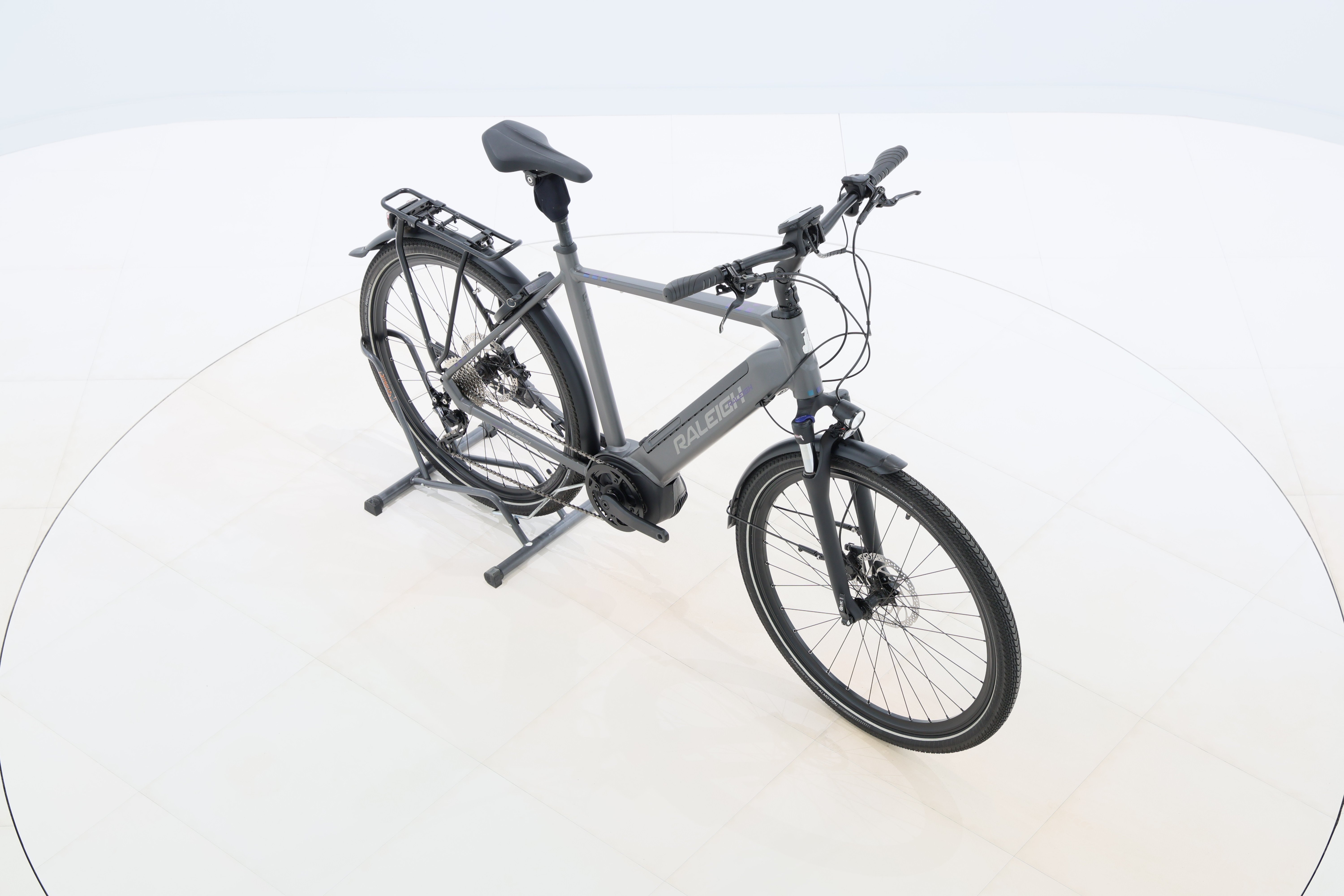 69d23100-74de-43e2-805c-a6950d13f896