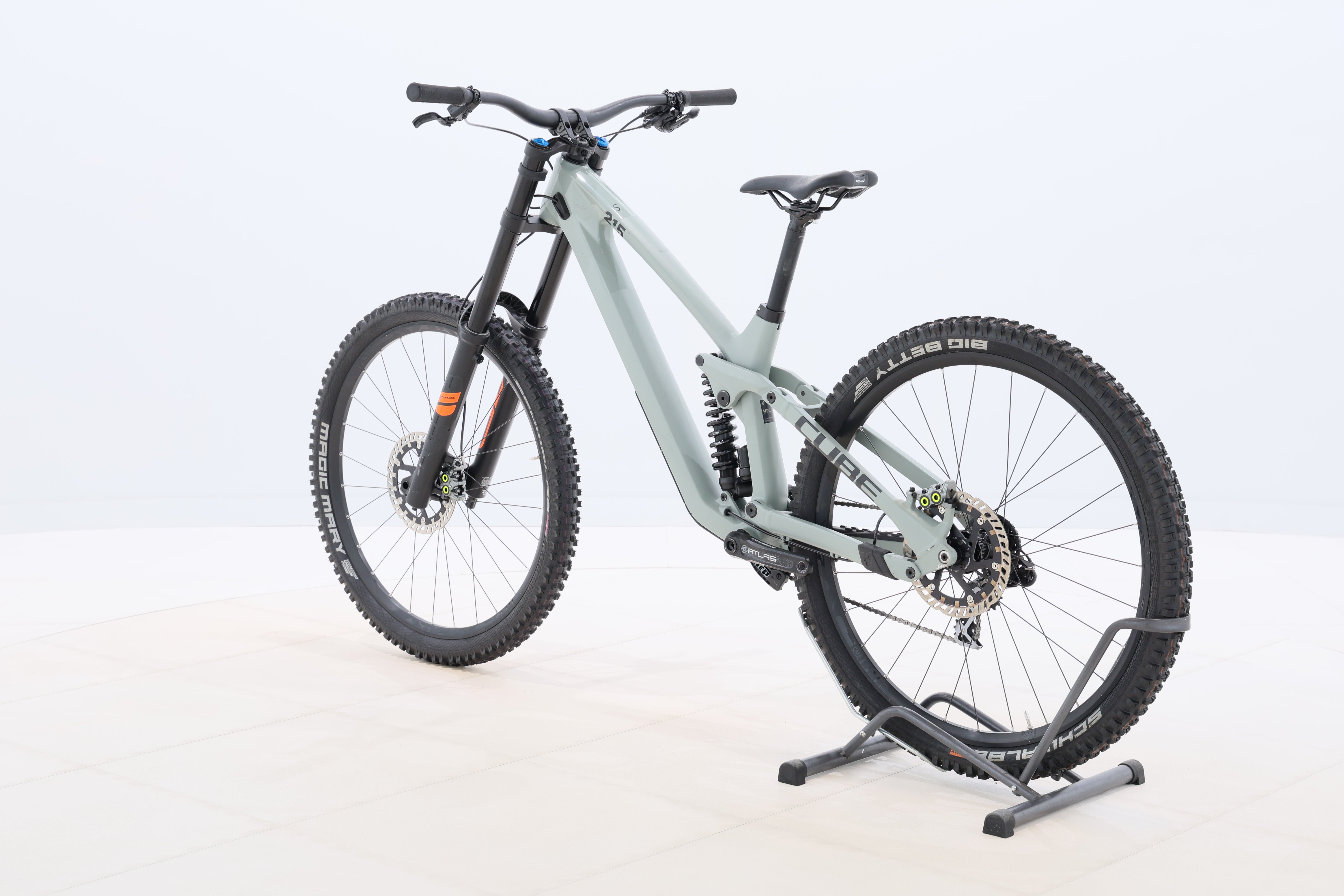 3b1374b0-2bf0-4e0c-aefd-25ee813e596f