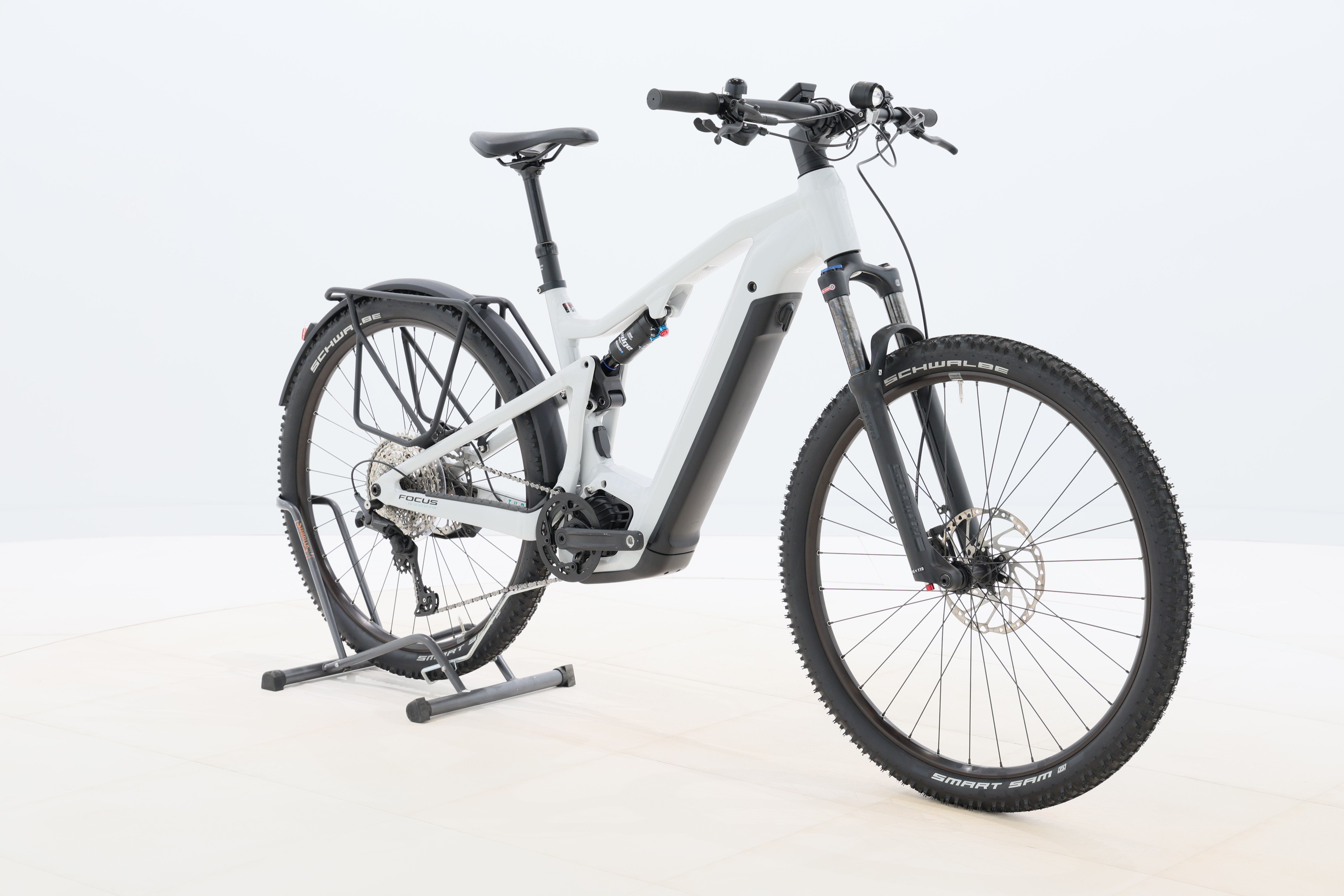 1b80f0ef-ce67-4db6-87ad-8f205bd2920e