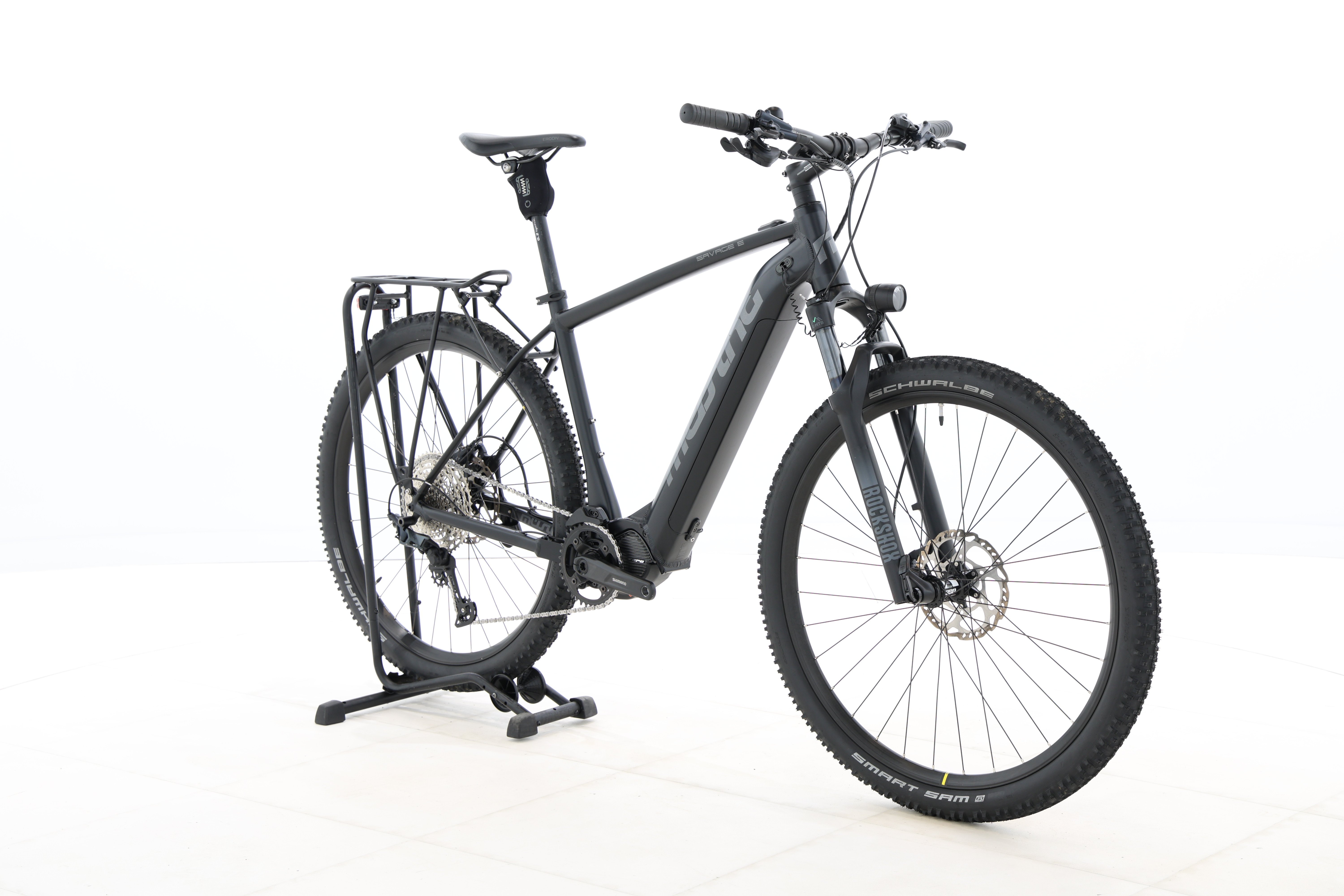 d69a68b0-a4f6-47f0-89d9-b9247d89aa7f