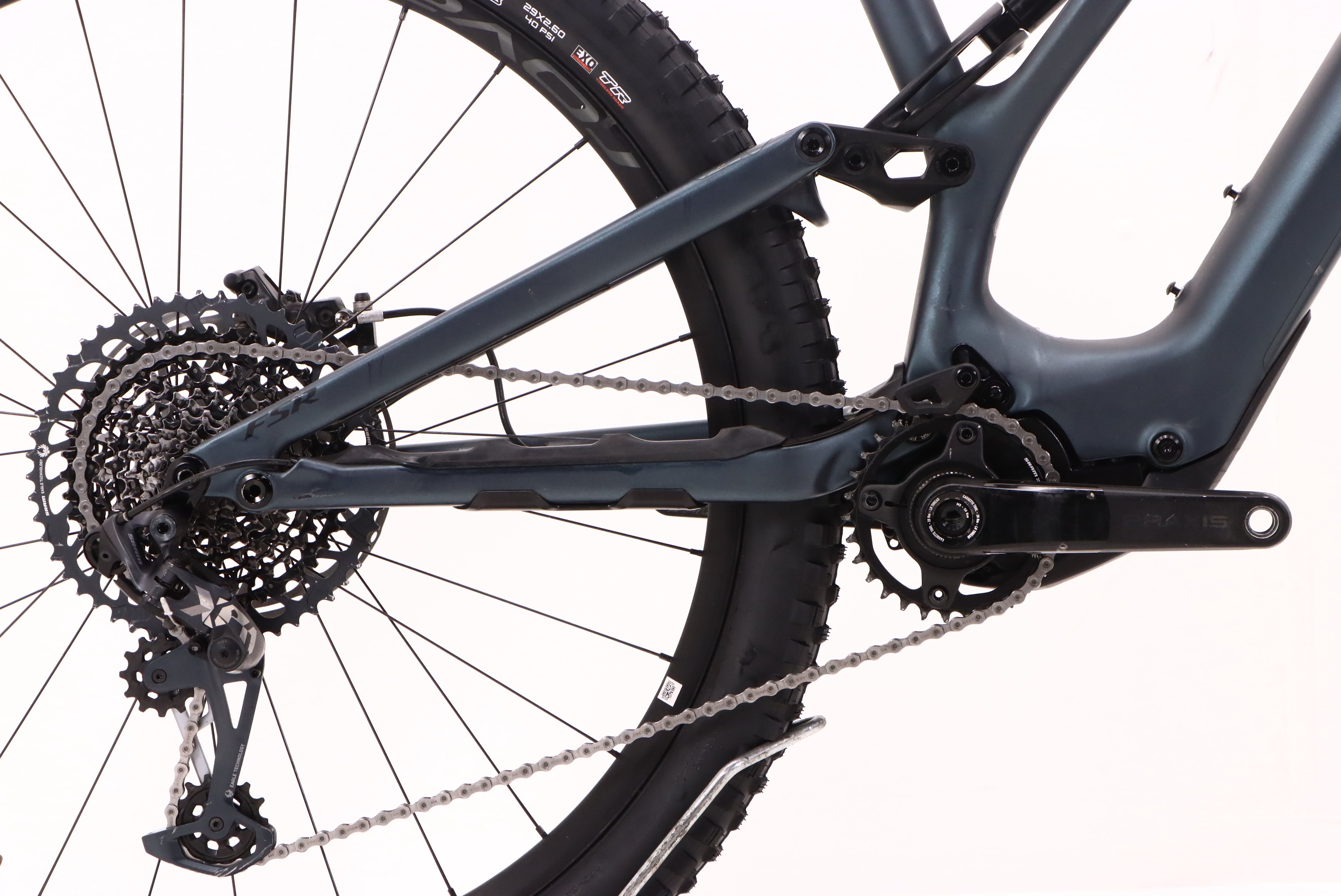 f2d44735-2c0a-4825-8151-0099ed0d8095