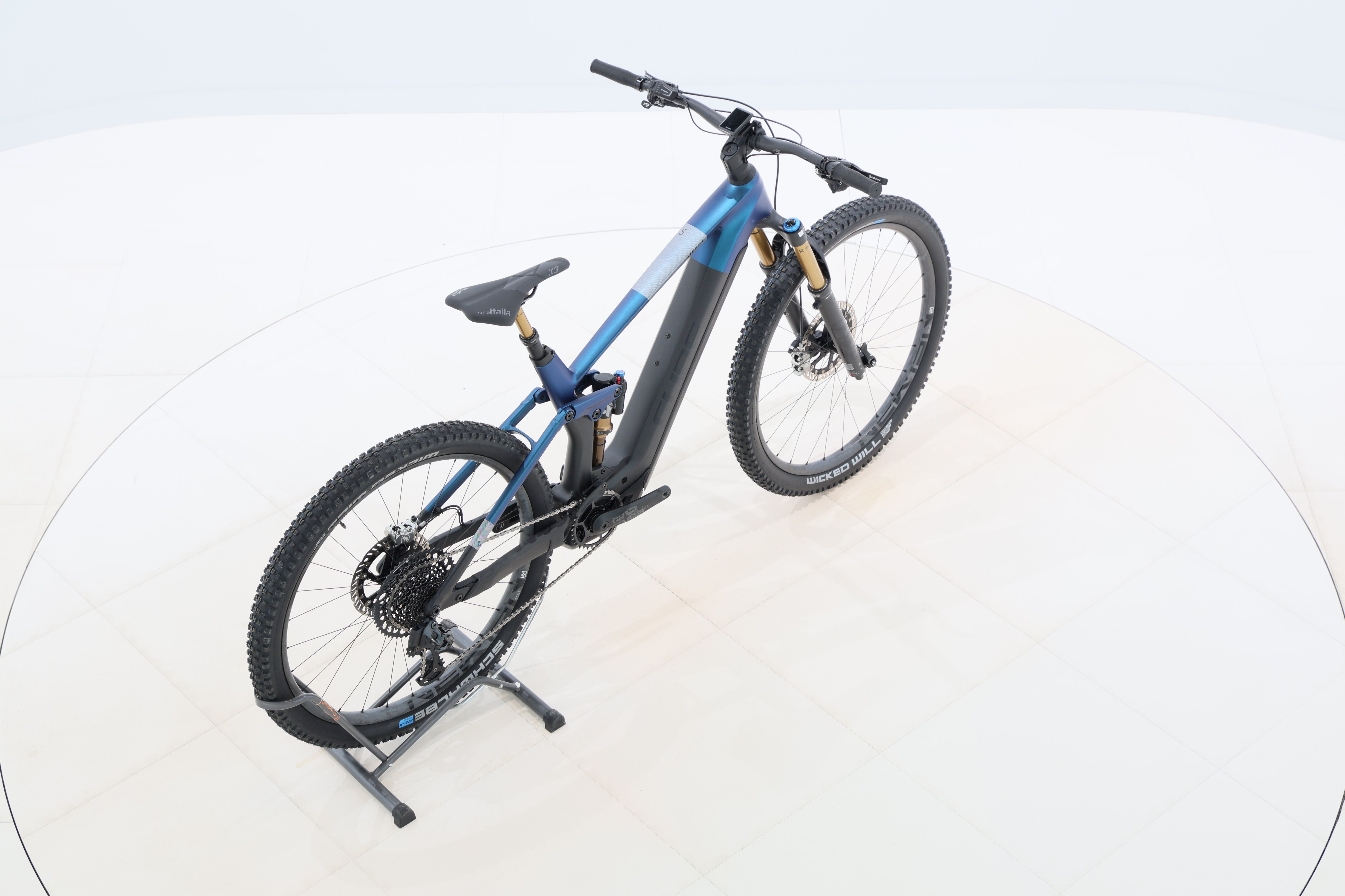 8e50b364-43df-4e8f-8adf-a40b67a0aa2f