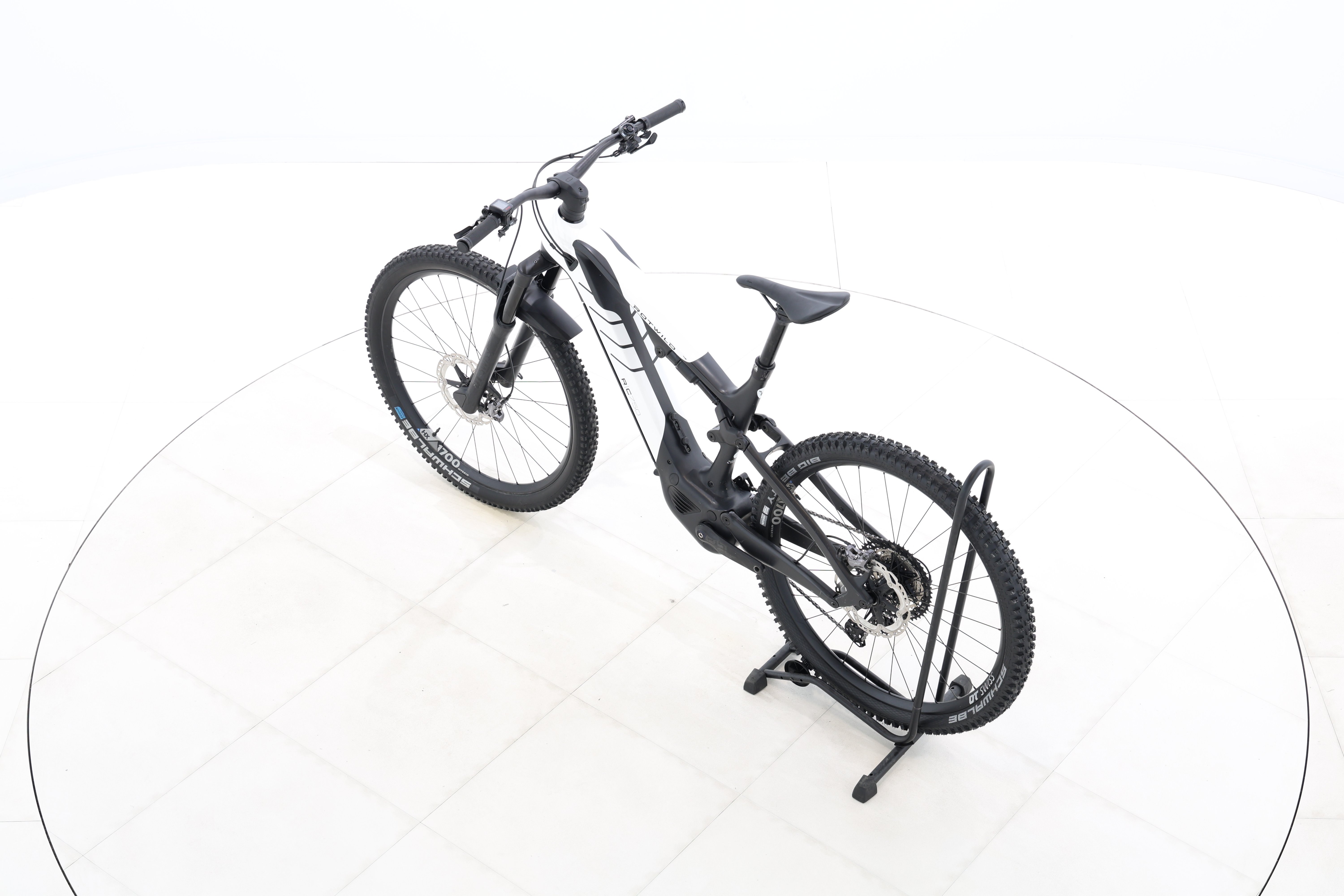 677a6ae1-c7d5-4ea0-a83a-4be5c441f498