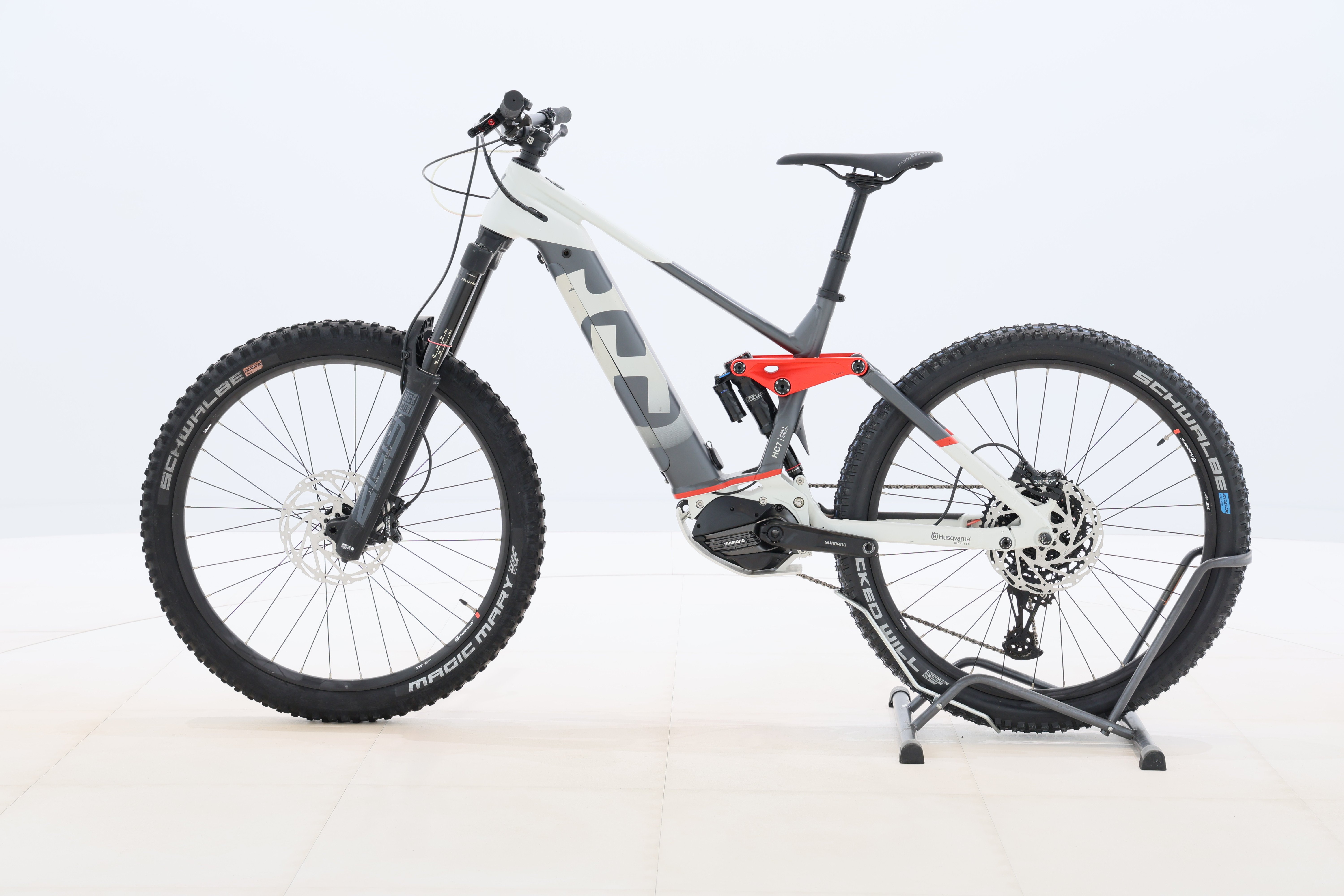 97af3098-a3b2-422f-8413-214ab2294021