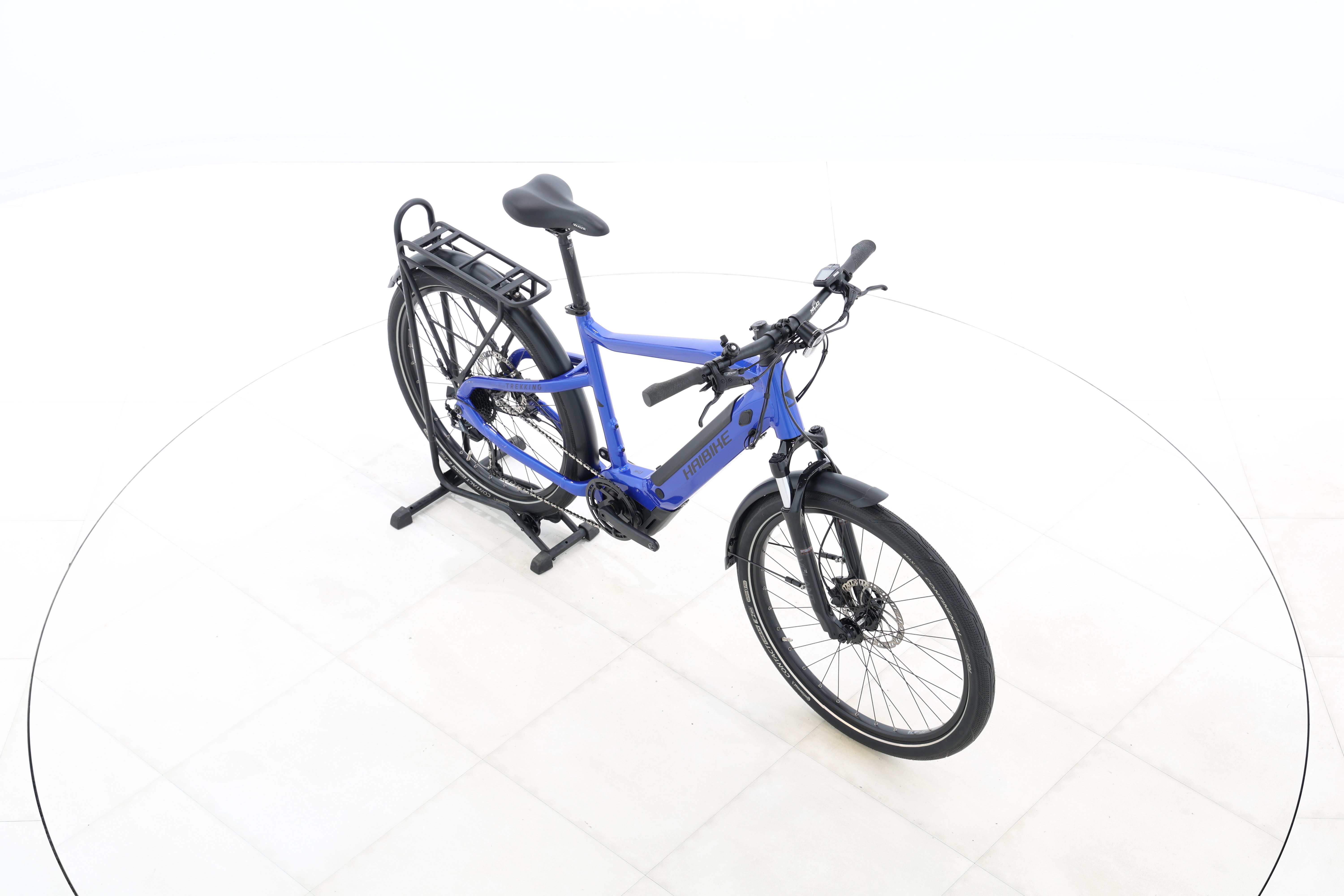 d93324ef-9334-4d94-8f6d-f3f38e7d8d7d