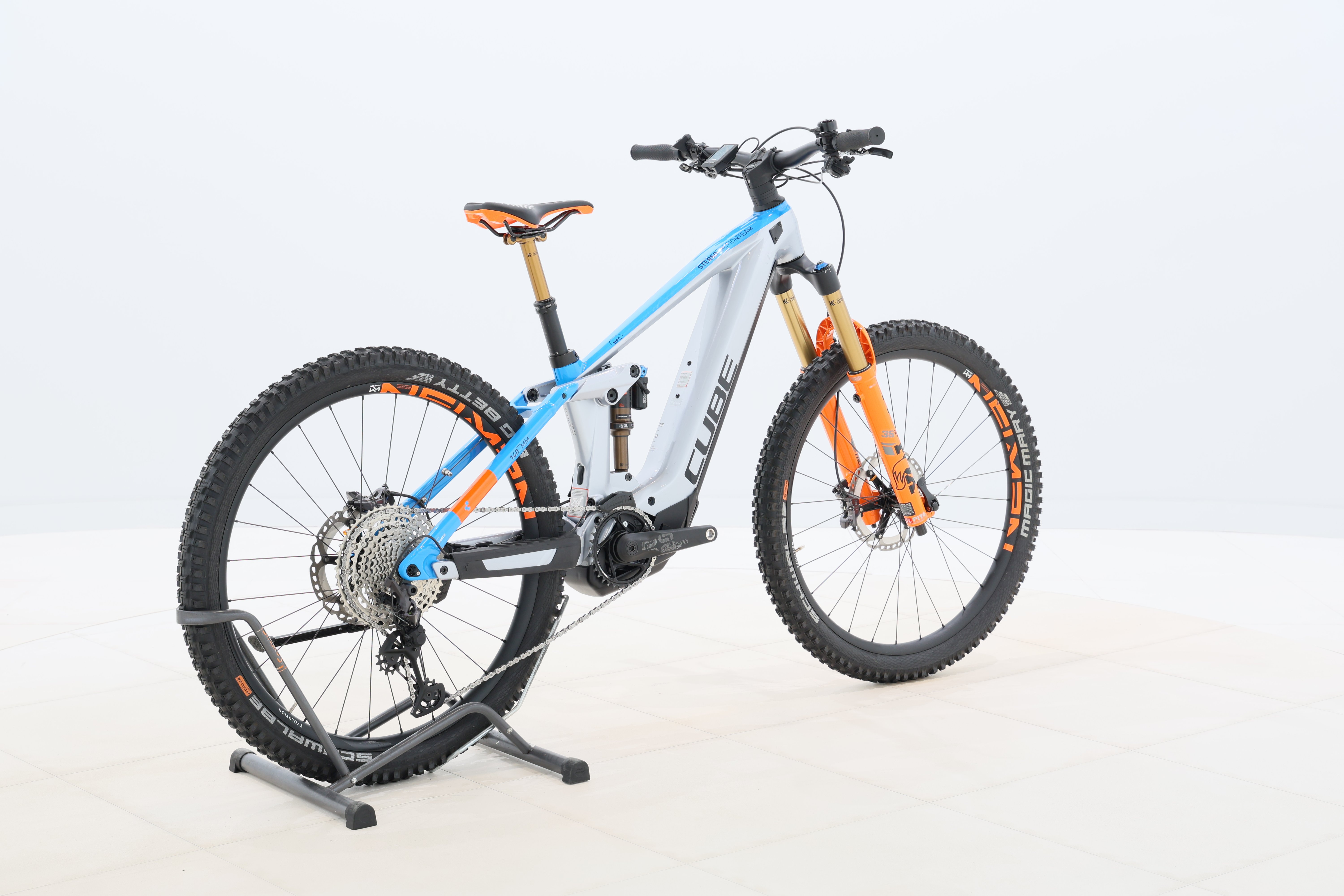 0bd350cc-acb6-4fda-a093-0c30864de016