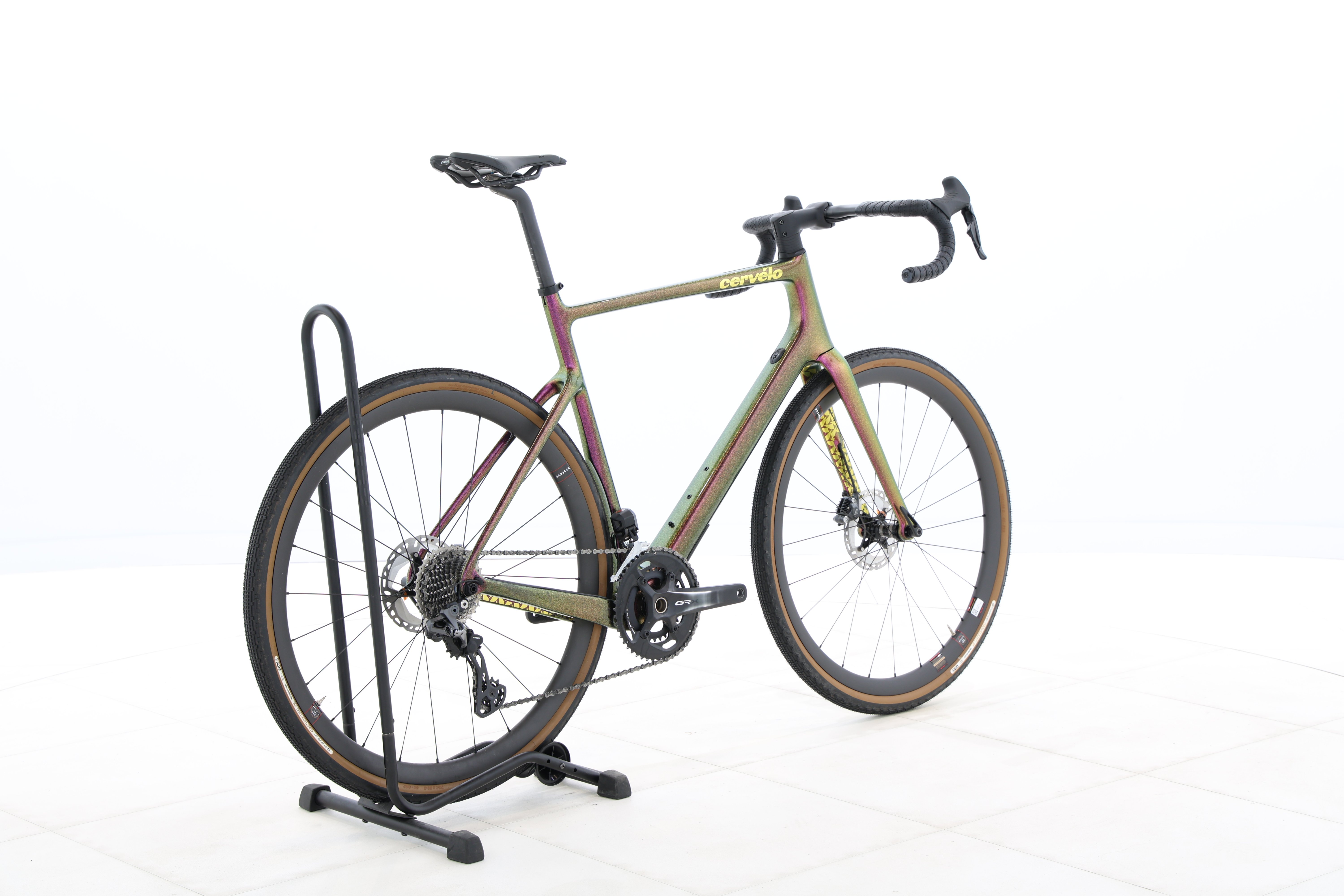 d4e62c9e-8824-4374-a401-3197d57c50d5