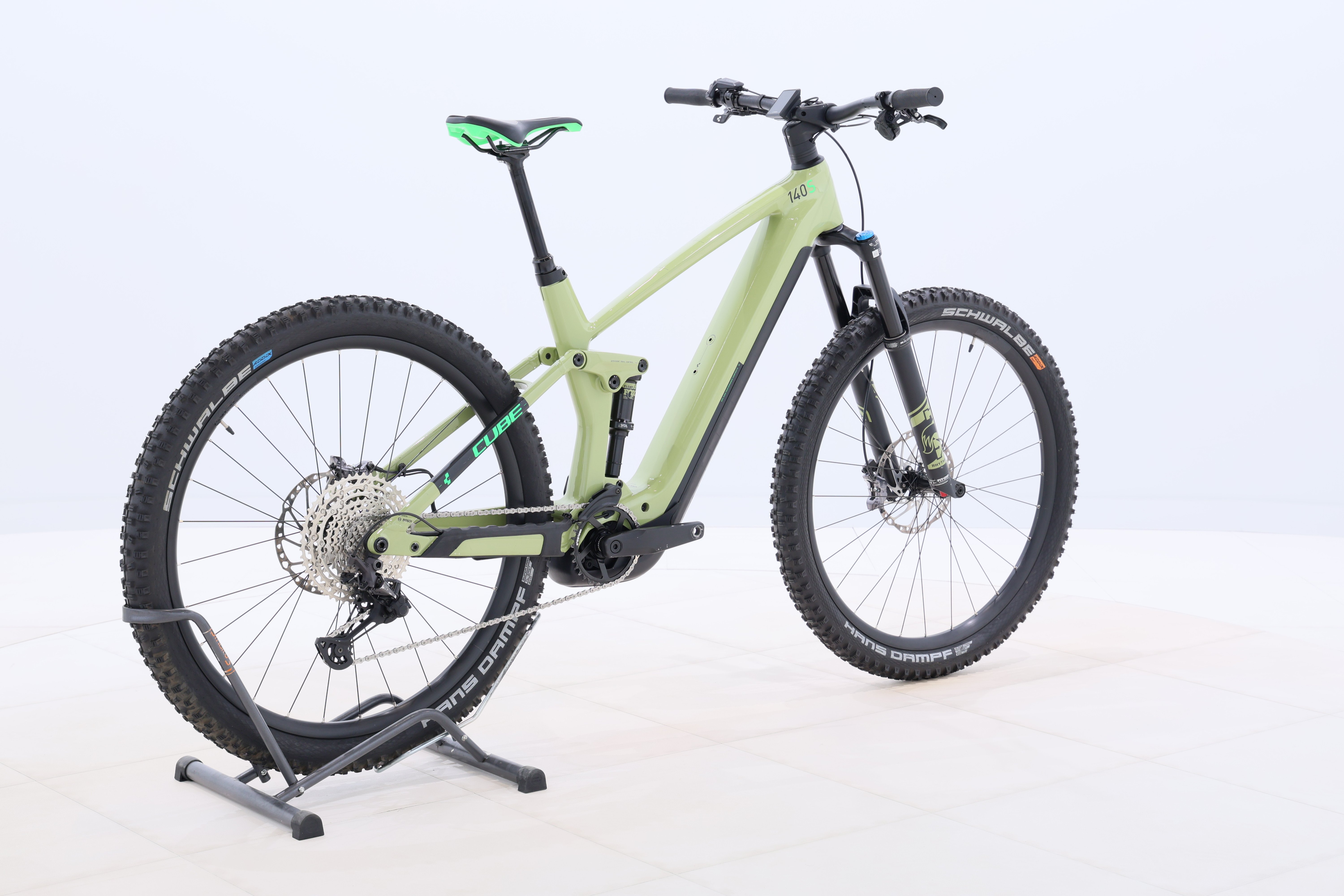 cc817fac-0e20-41bb-86c2-764d6a2f5670