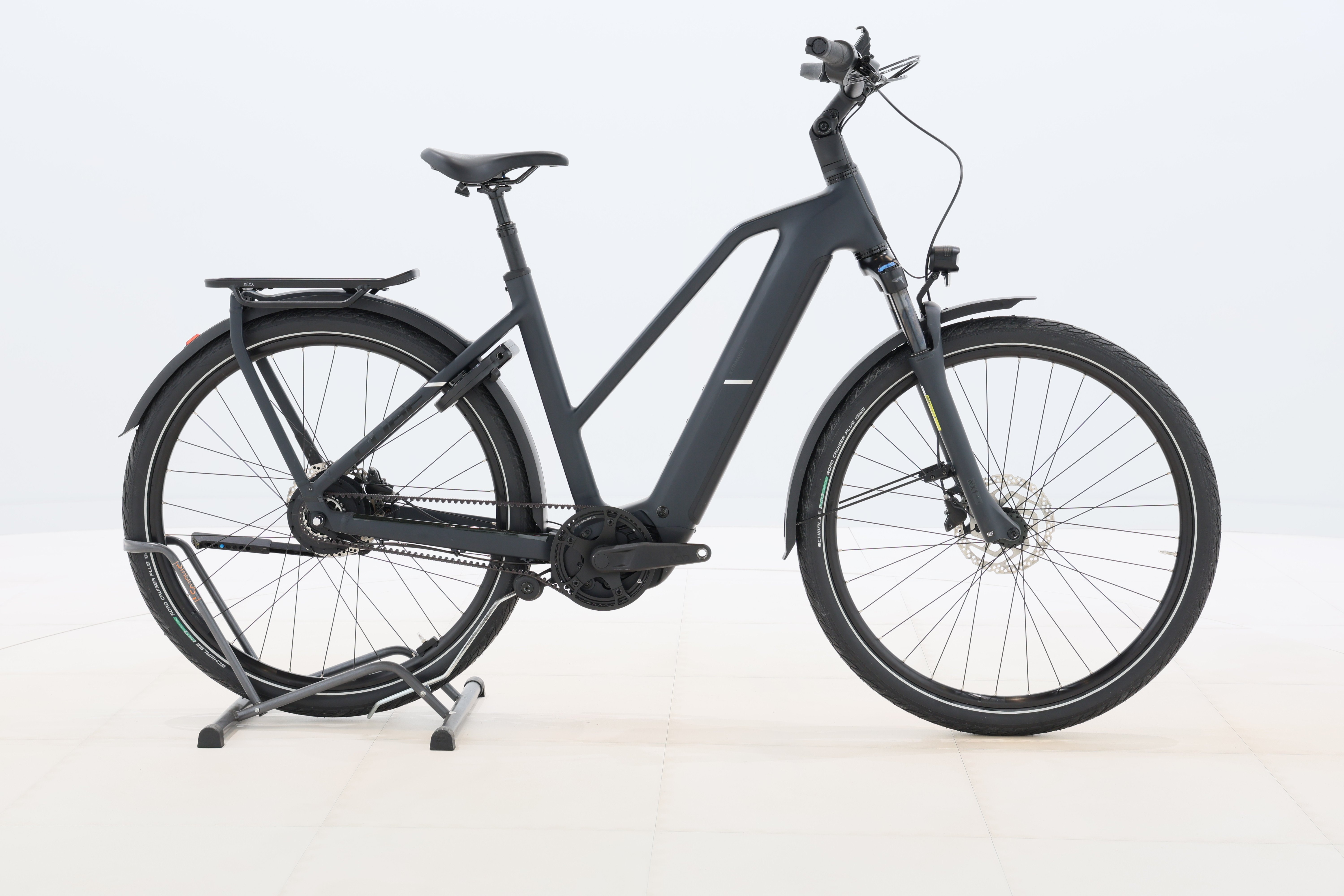 e5c8d053-438d-4516-9b4d-b8f3db537d99