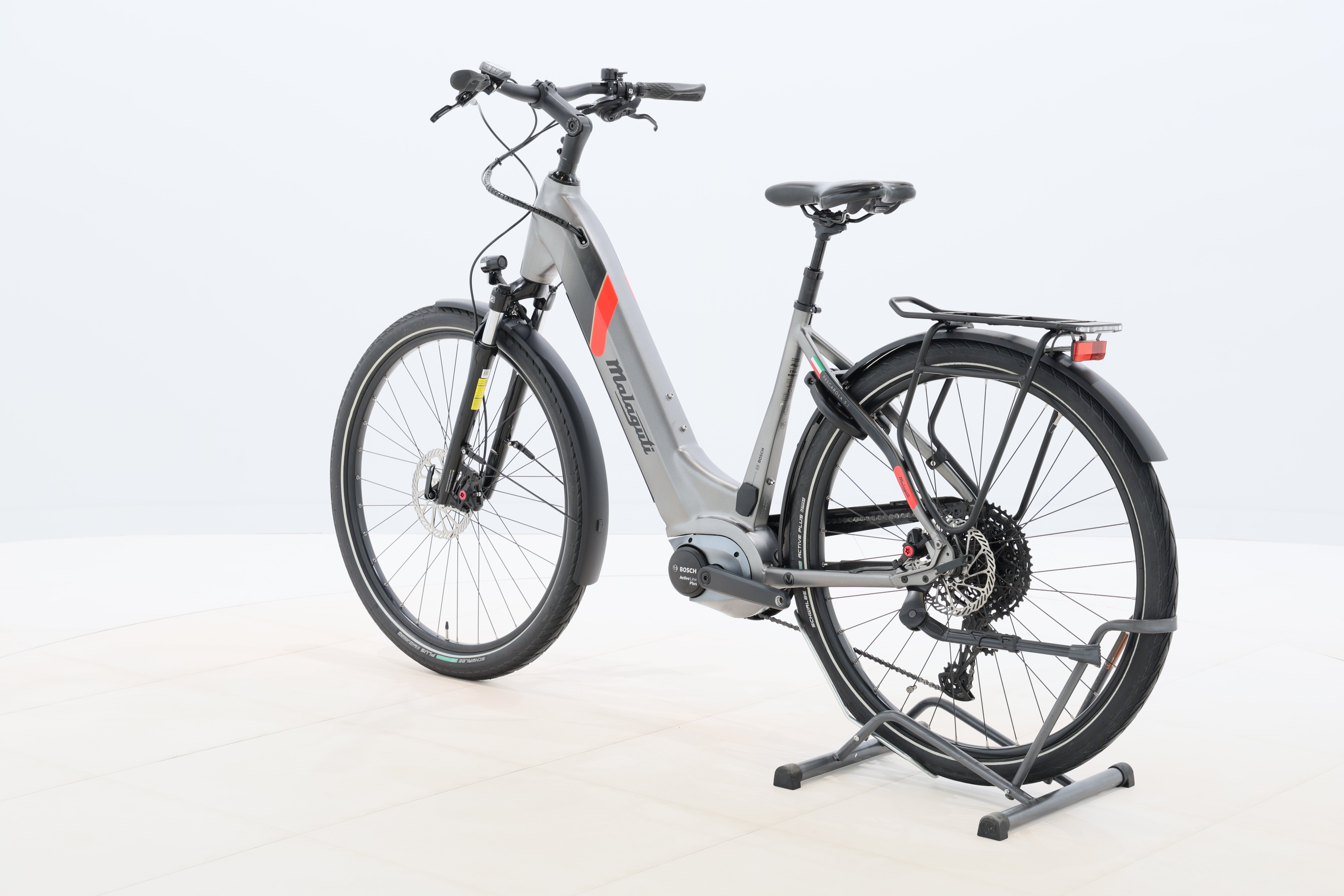 13237249-47bc-47f1-ba79-073a23dbeac6