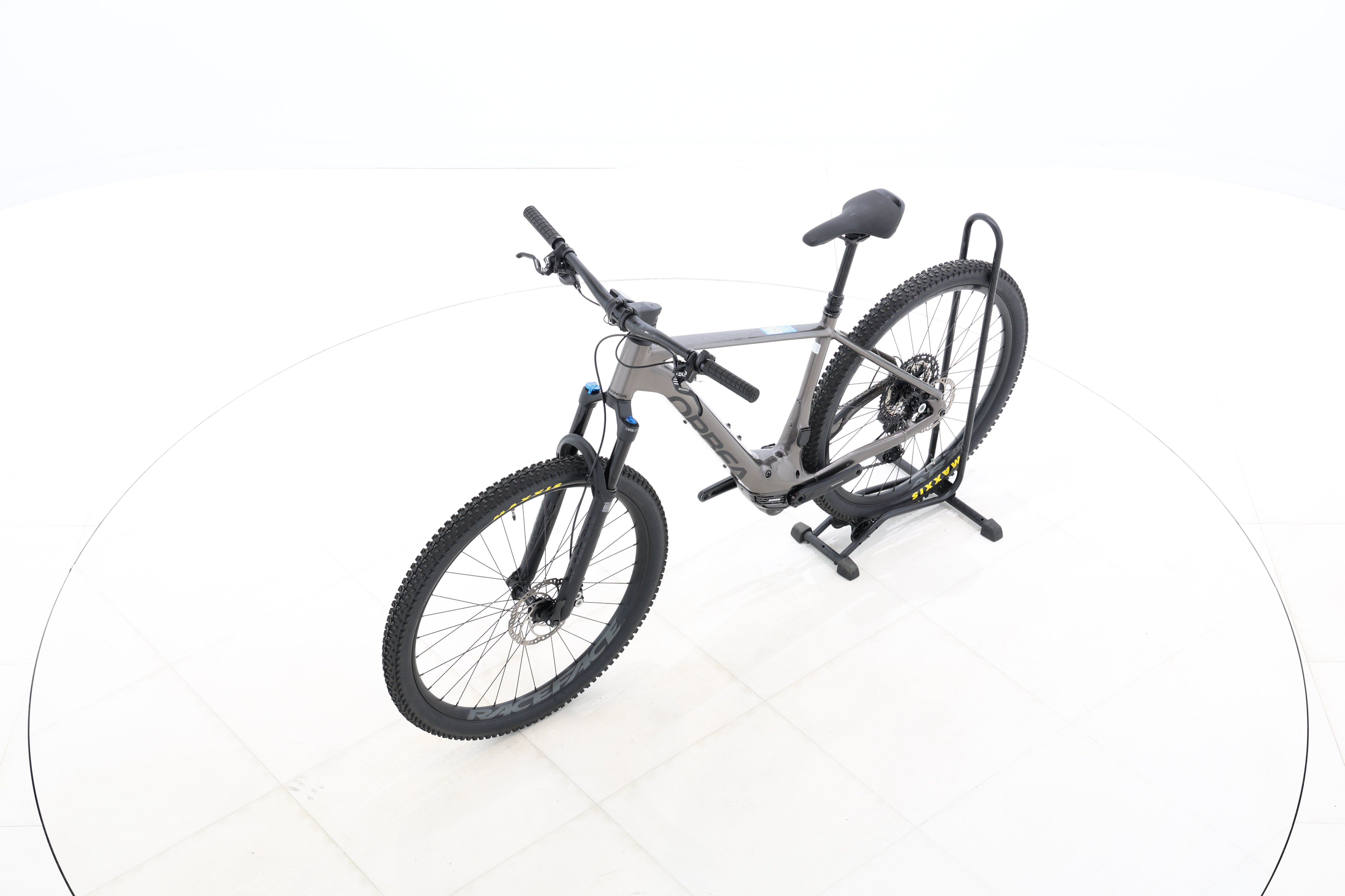 d88c2c1f-e6b9-47fe-82be-55fe2c0b6f4a