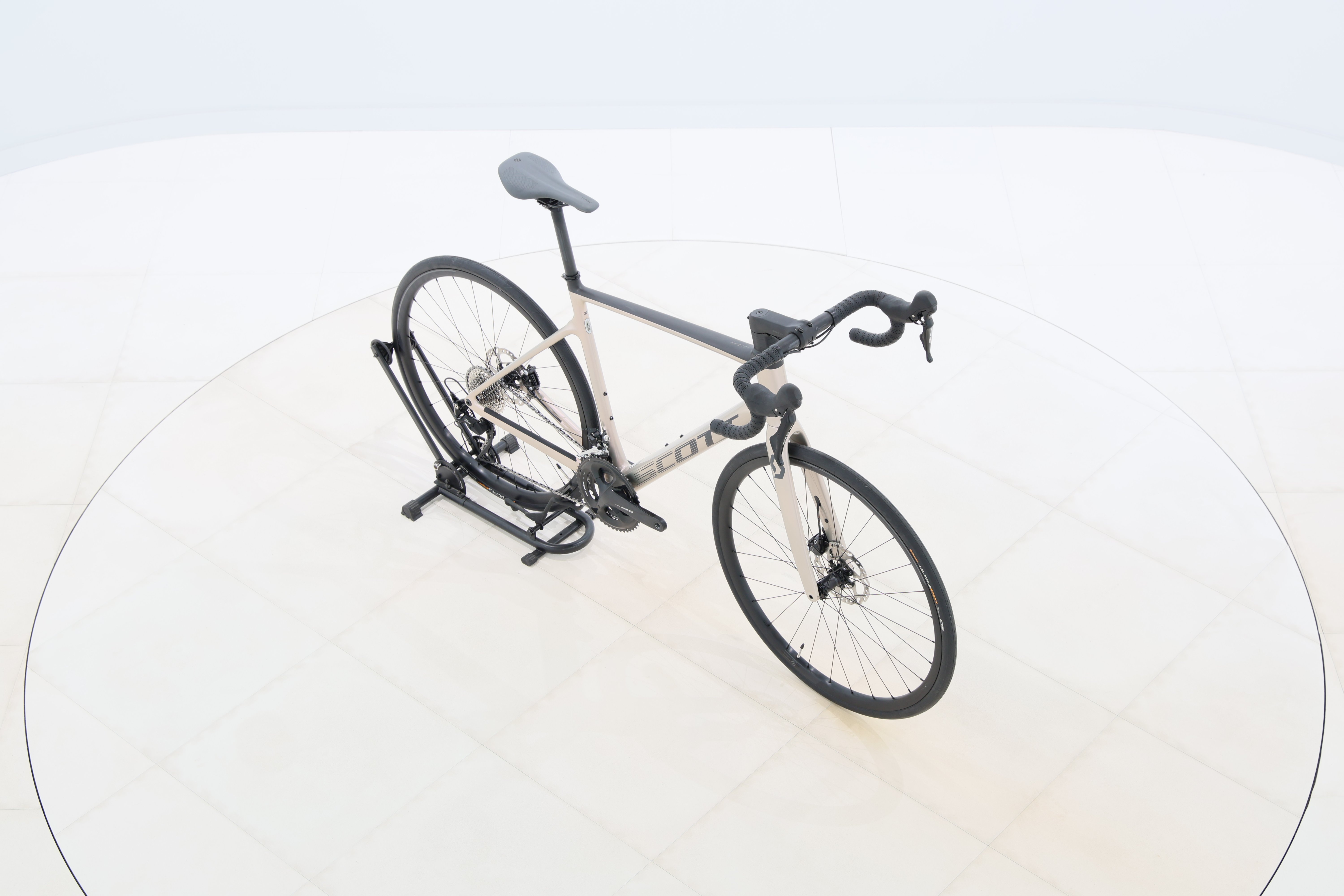 1ae11e1b-edaa-4a25-a416-0013ca8d68a3