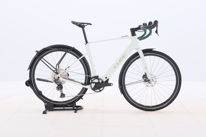 Cube Nuroad Hybrid C:62 Race FE 400x 2025