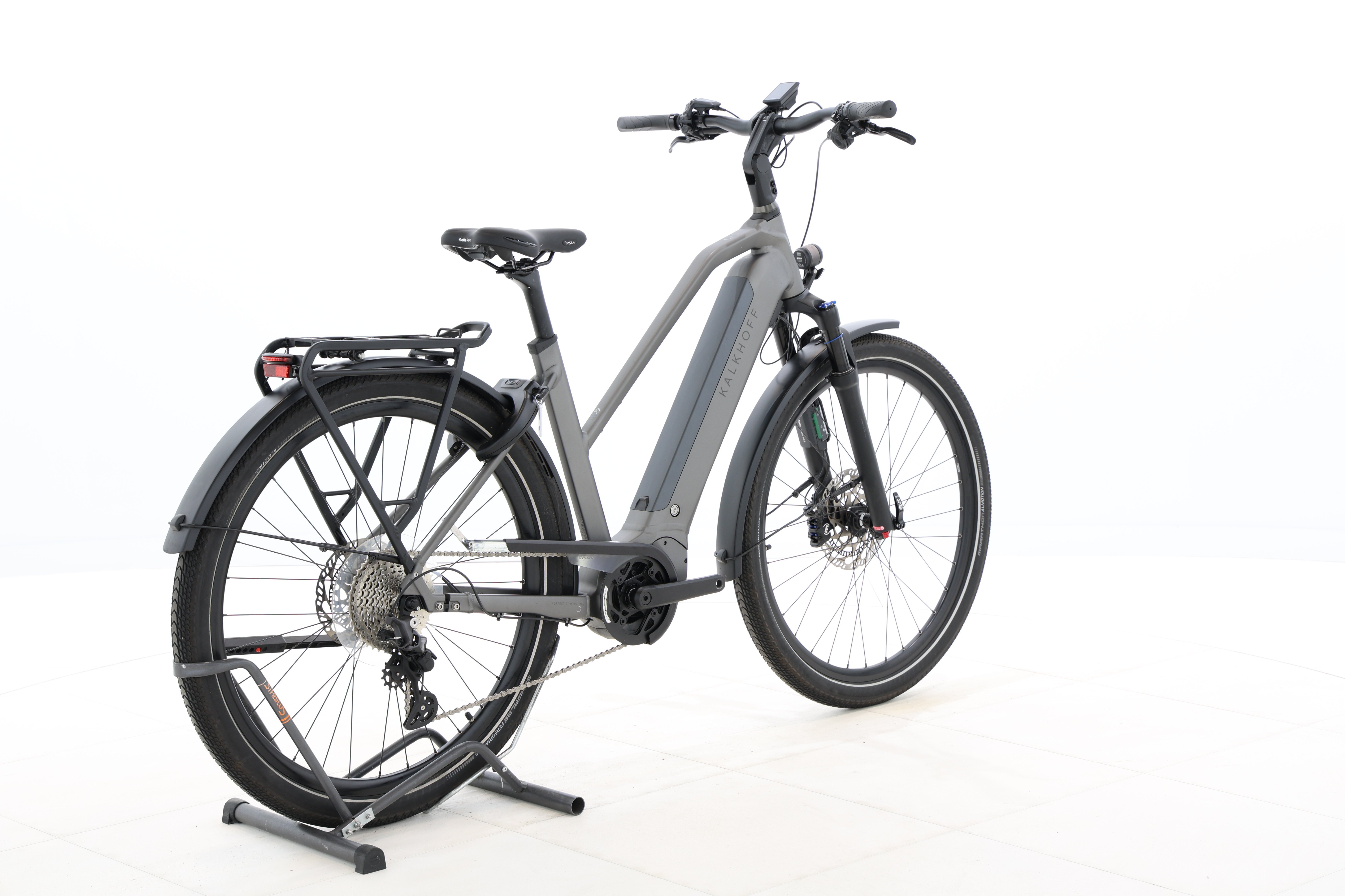 b46afa28-9fe0-4d5a-856b-d537a5c0f137