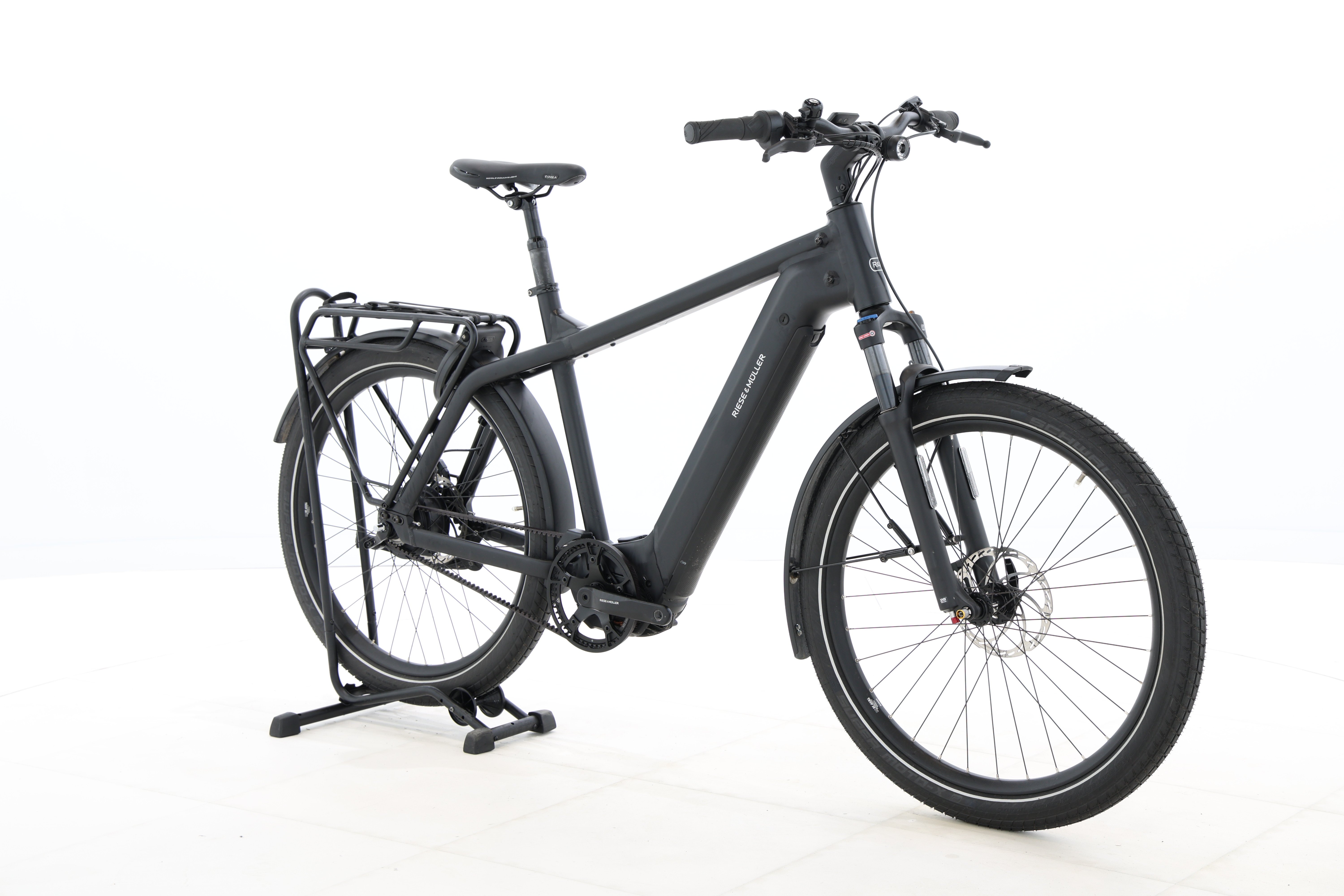 0121ab33-0042-4bf5-baa0-bf0d43af4fd9