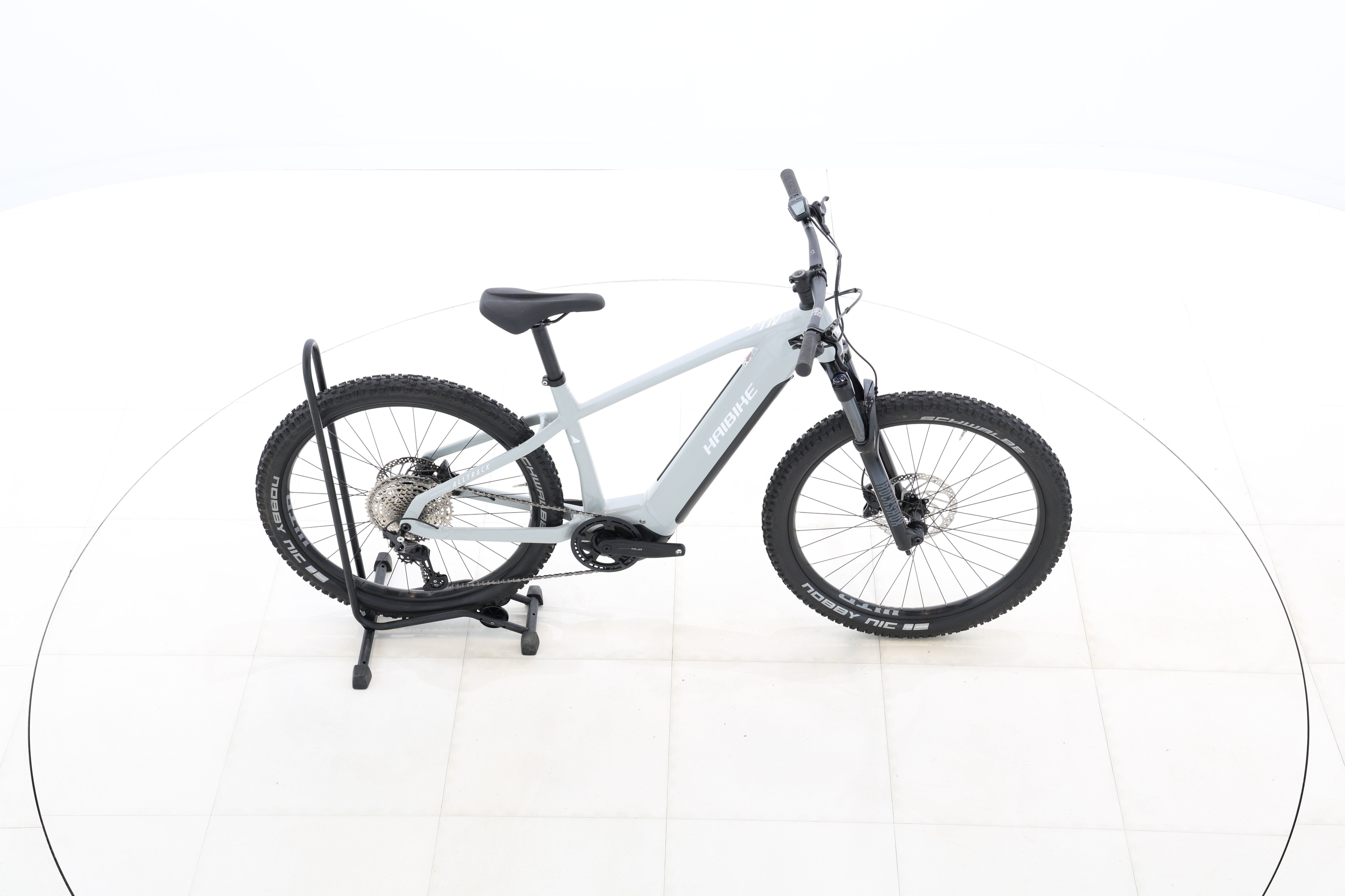 179d83d6-fe05-4cfc-ad61-eb822eea1869