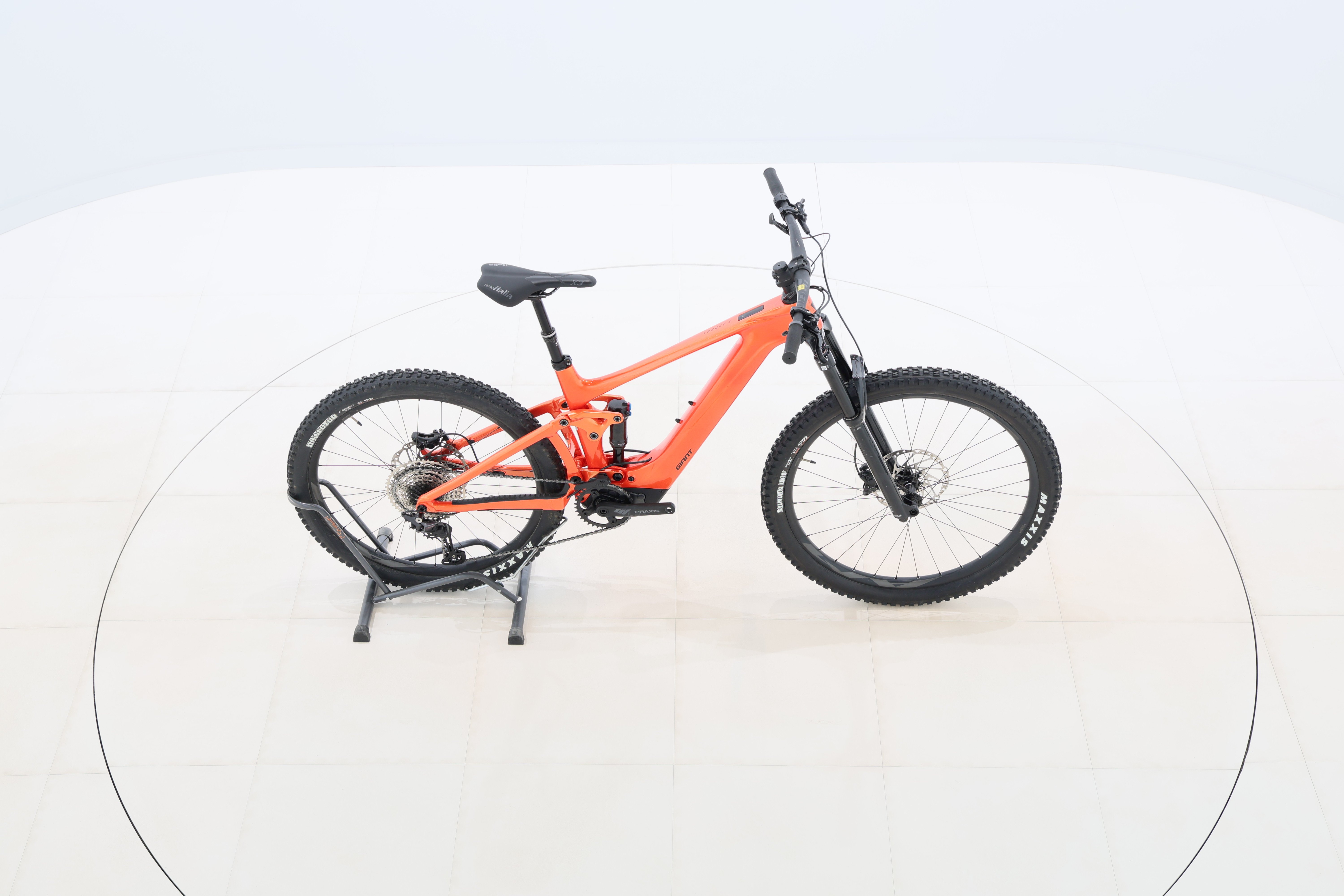 8df8d877-cd47-4d3b-b993-18634d95036b