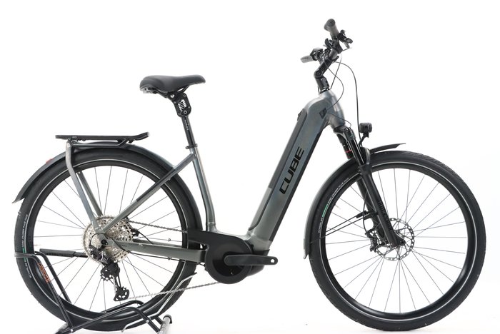 Cube KATHMANDU HYBRID SLT 750 2023
