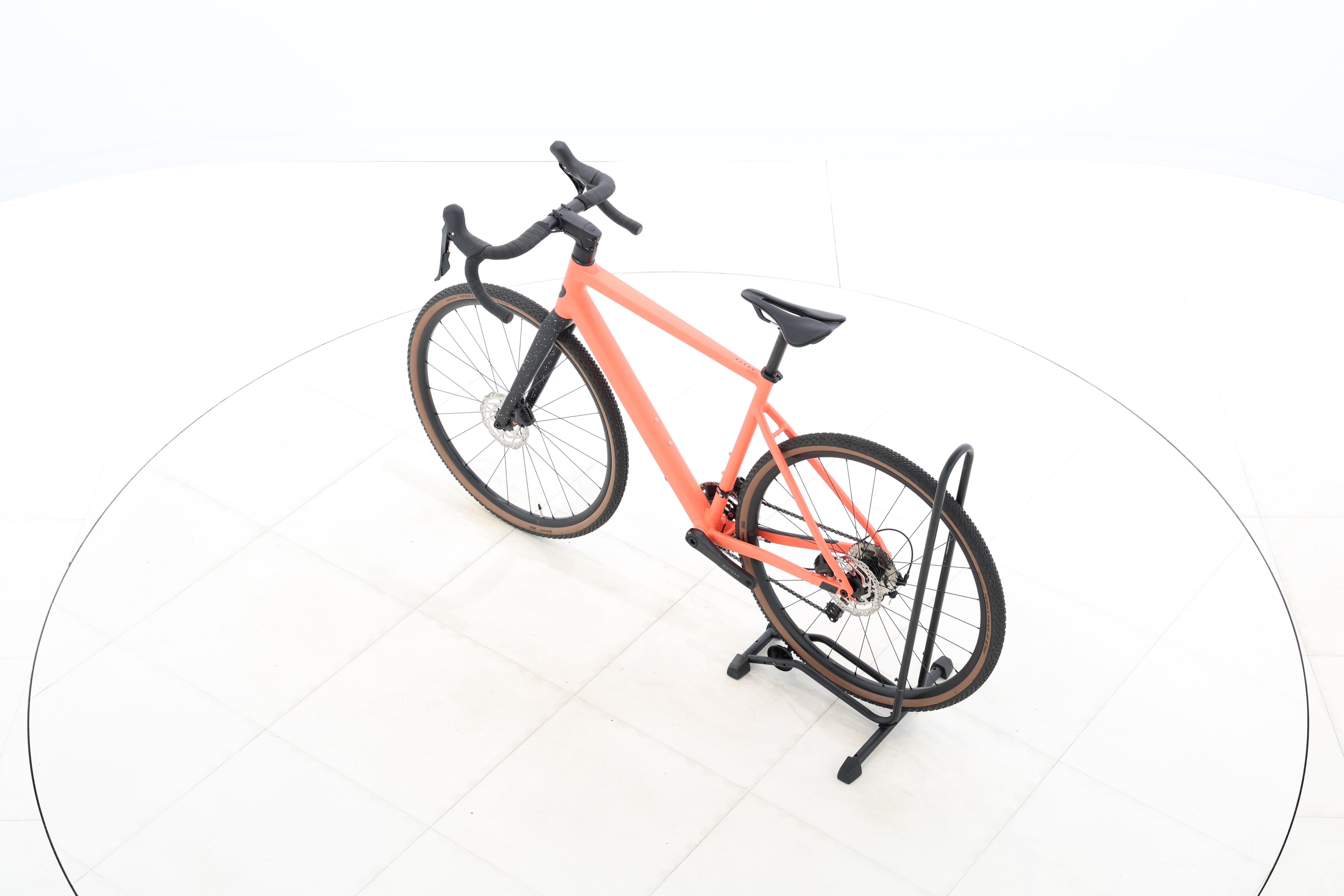 f82275f9-f8b8-42b1-b843-cf3283376f89