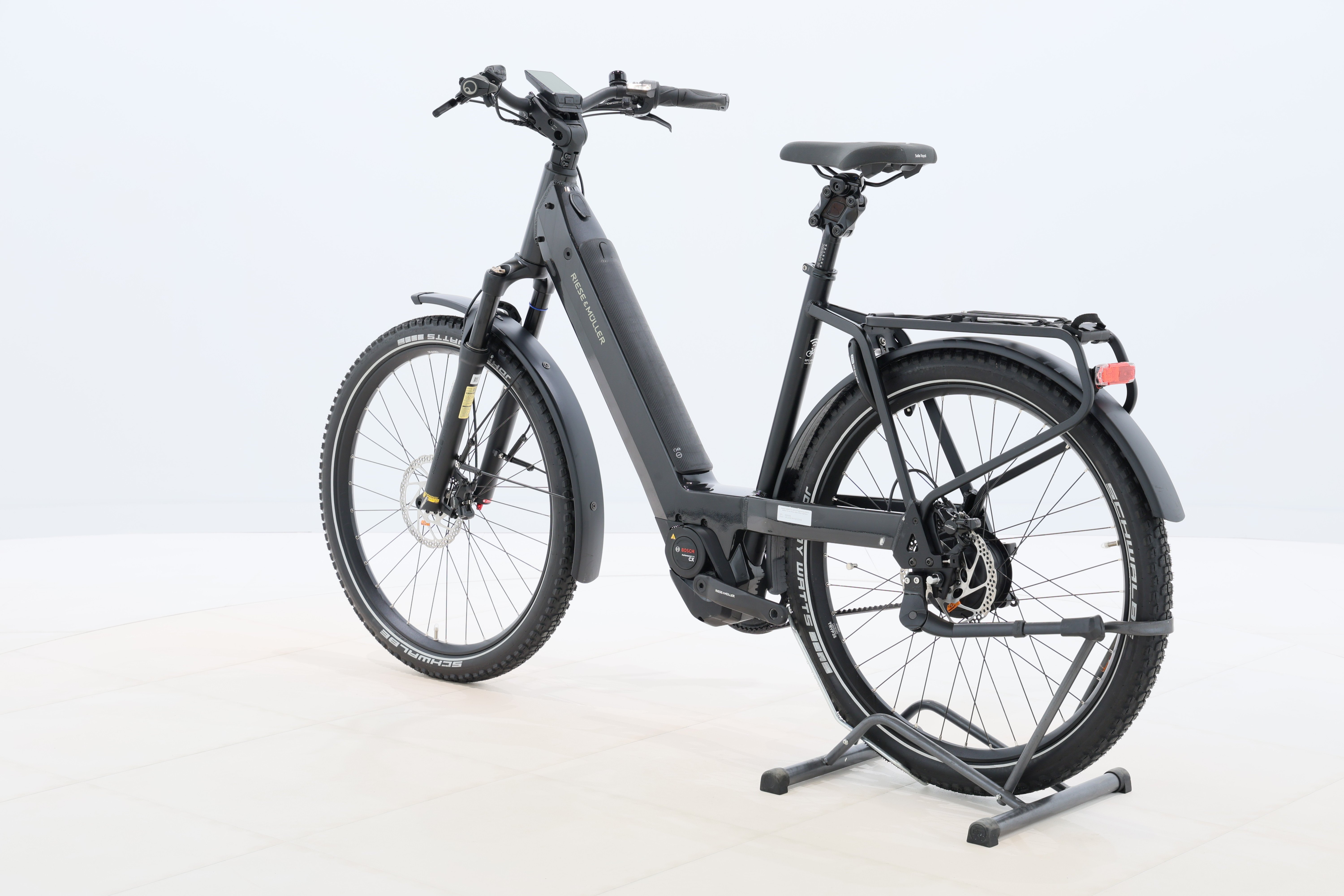 8d64af0b-1edd-4f05-8edc-c7b8525d19b0