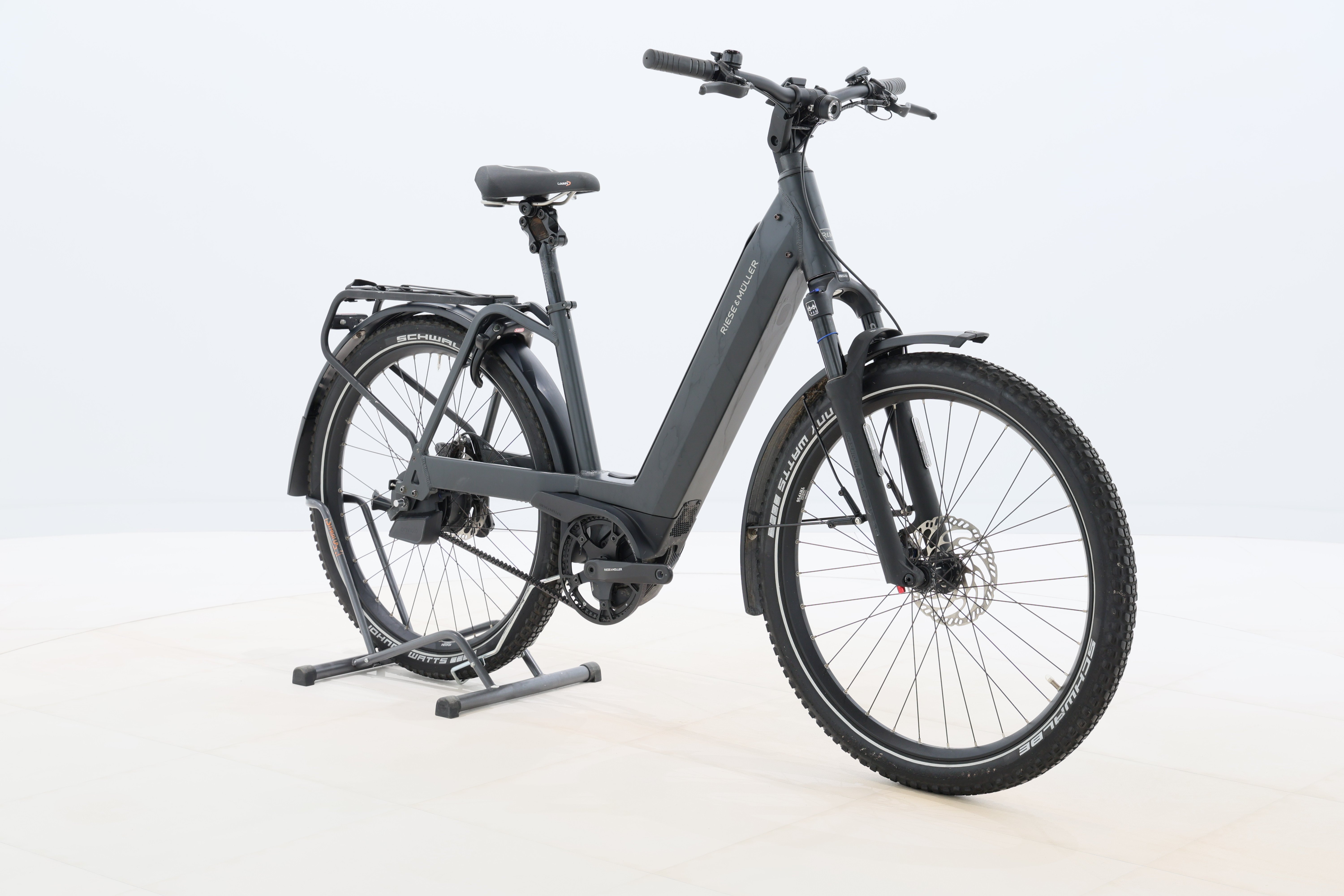 21a543cd-6fd9-4d7d-b5fe-58a711a9dd0a