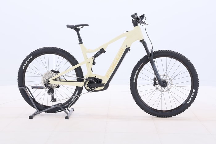 Focus THRON² 6.8 2022