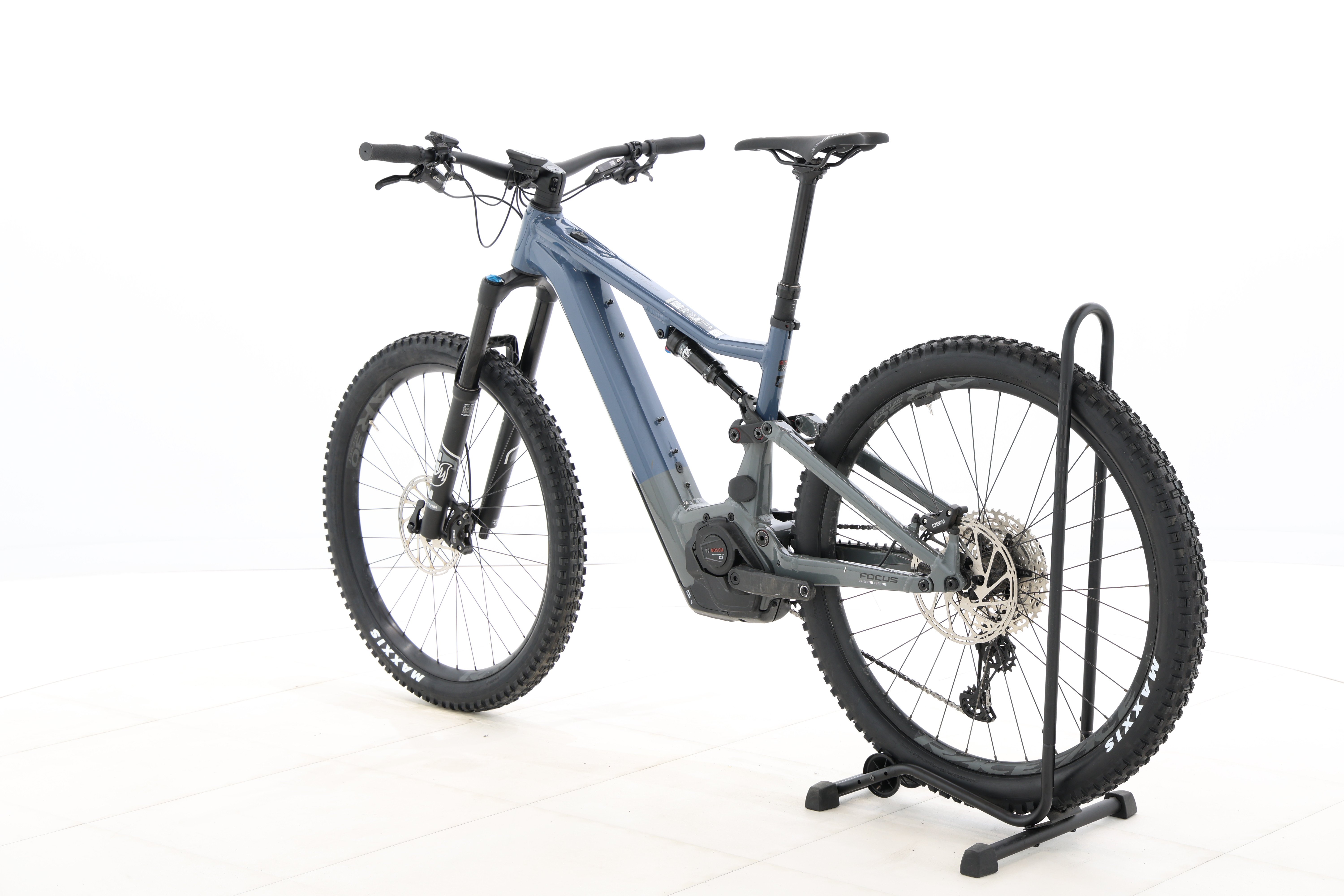 b8a999fa-6317-44b3-be6e-b92b44e77f75