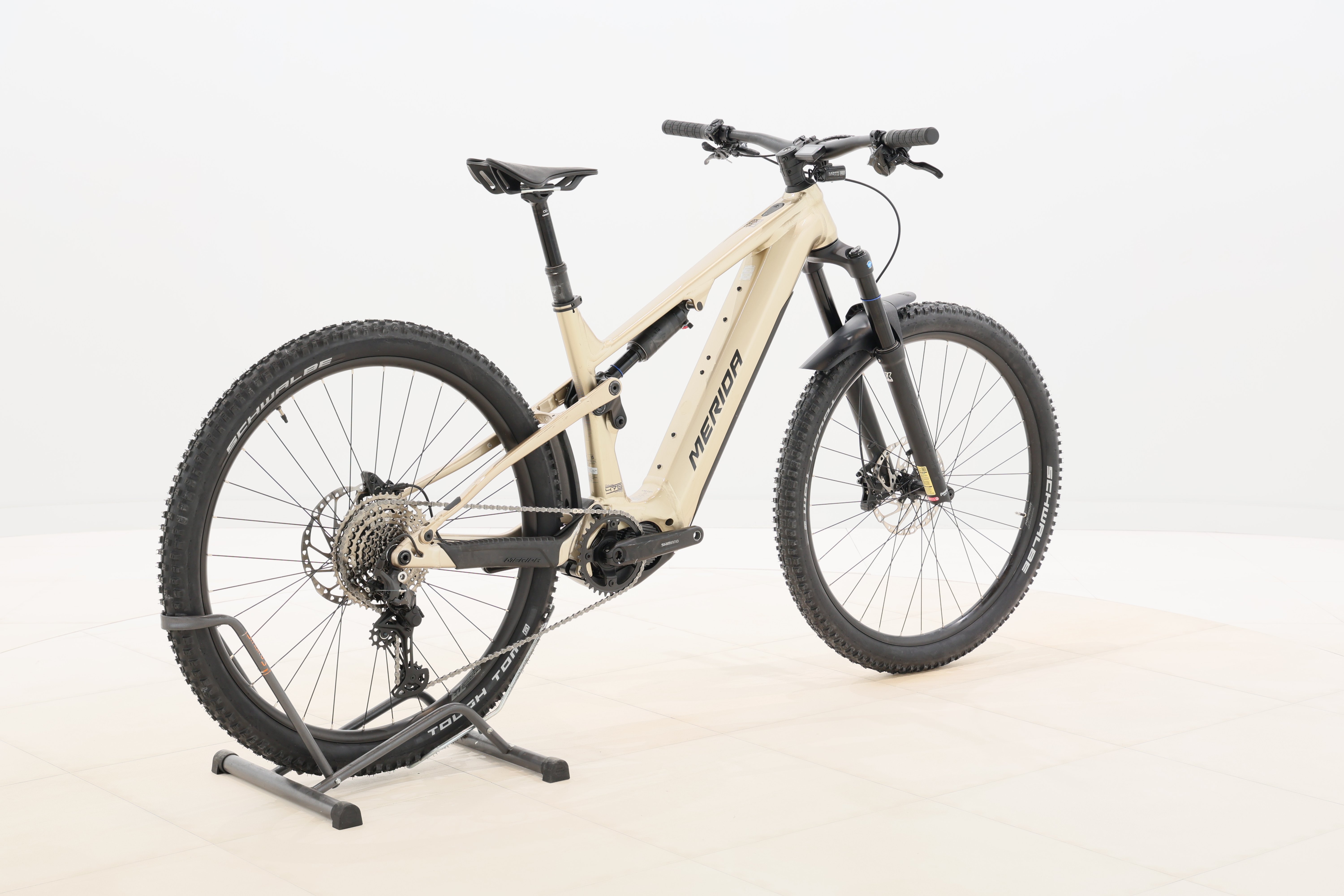 e77fa0aa-a8d8-4d15-89f6-7bd69abb0a29