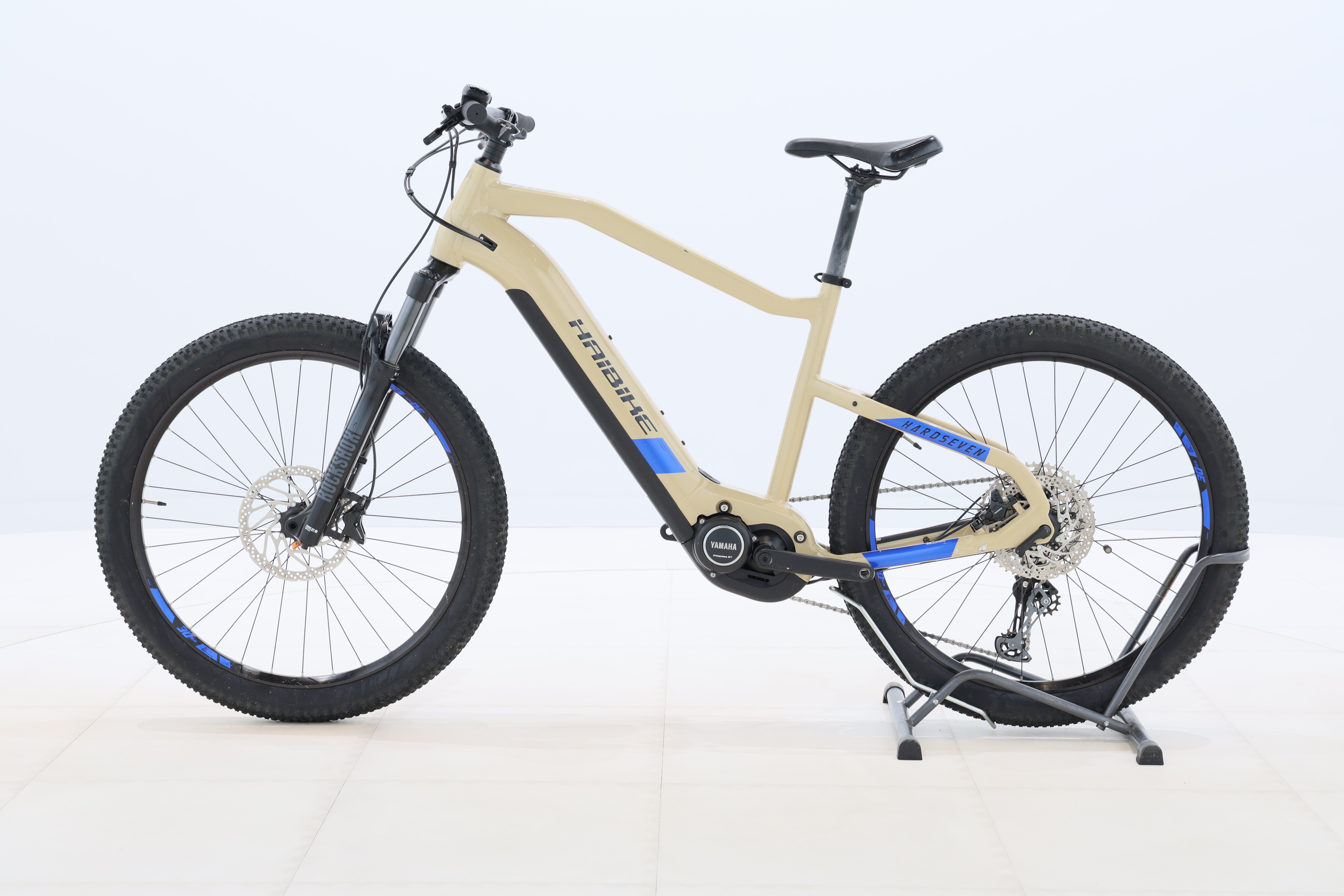 0340b595-5182-4078-af41-a5183bc69cff