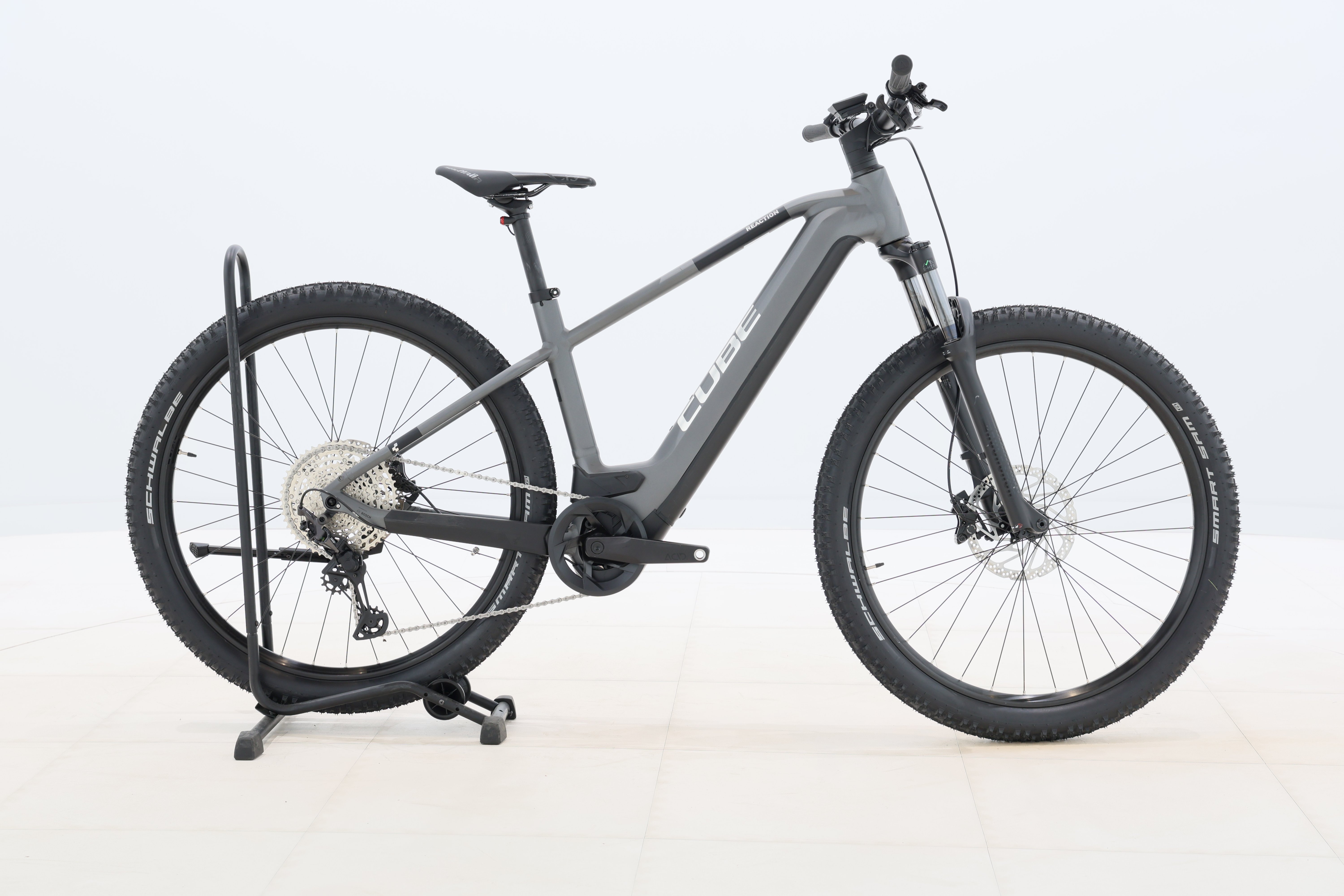 Cube REACTION HYBRID, RACE 750 2024