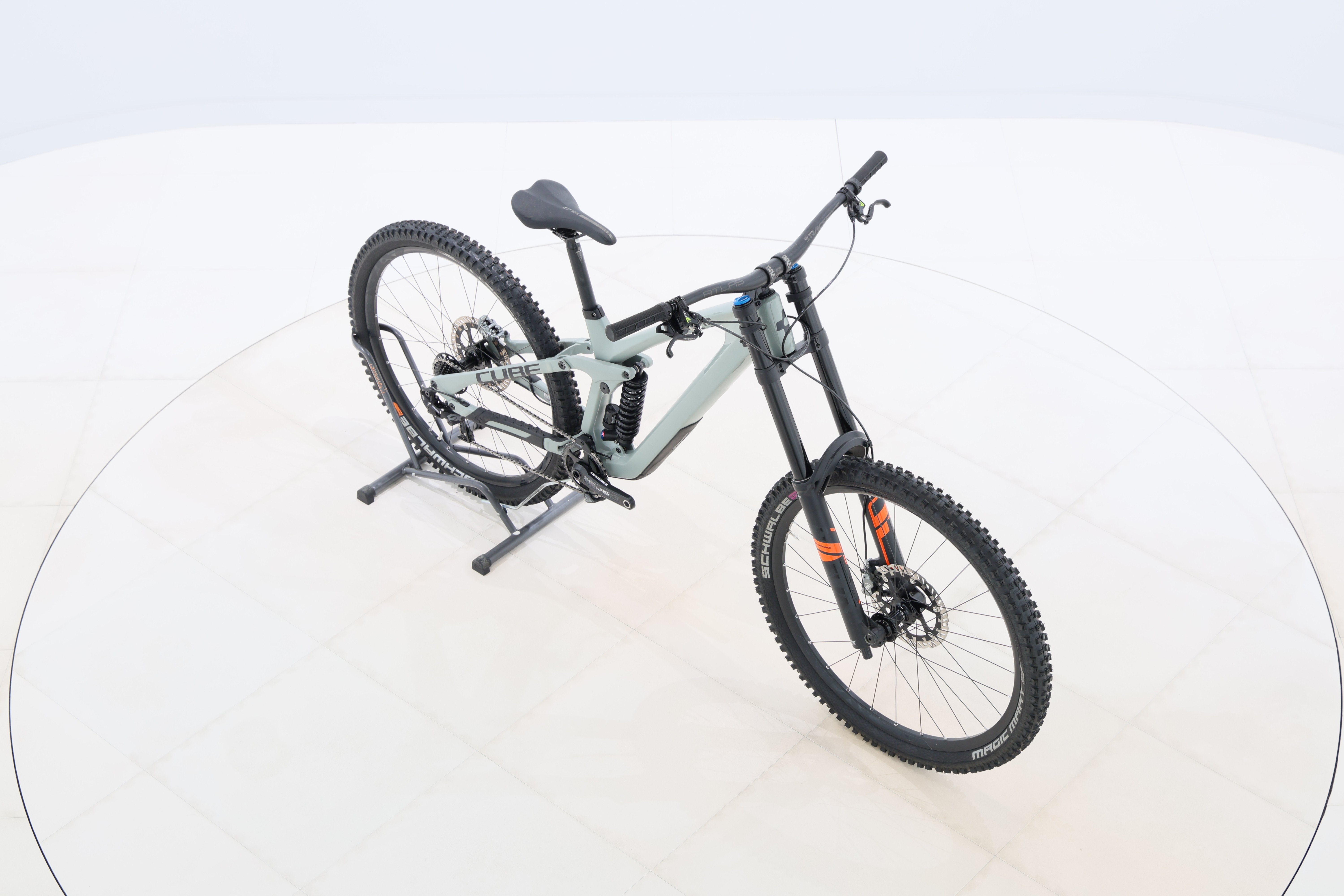 3b1374b0-2bf0-4e0c-aefd-25ee813e596f