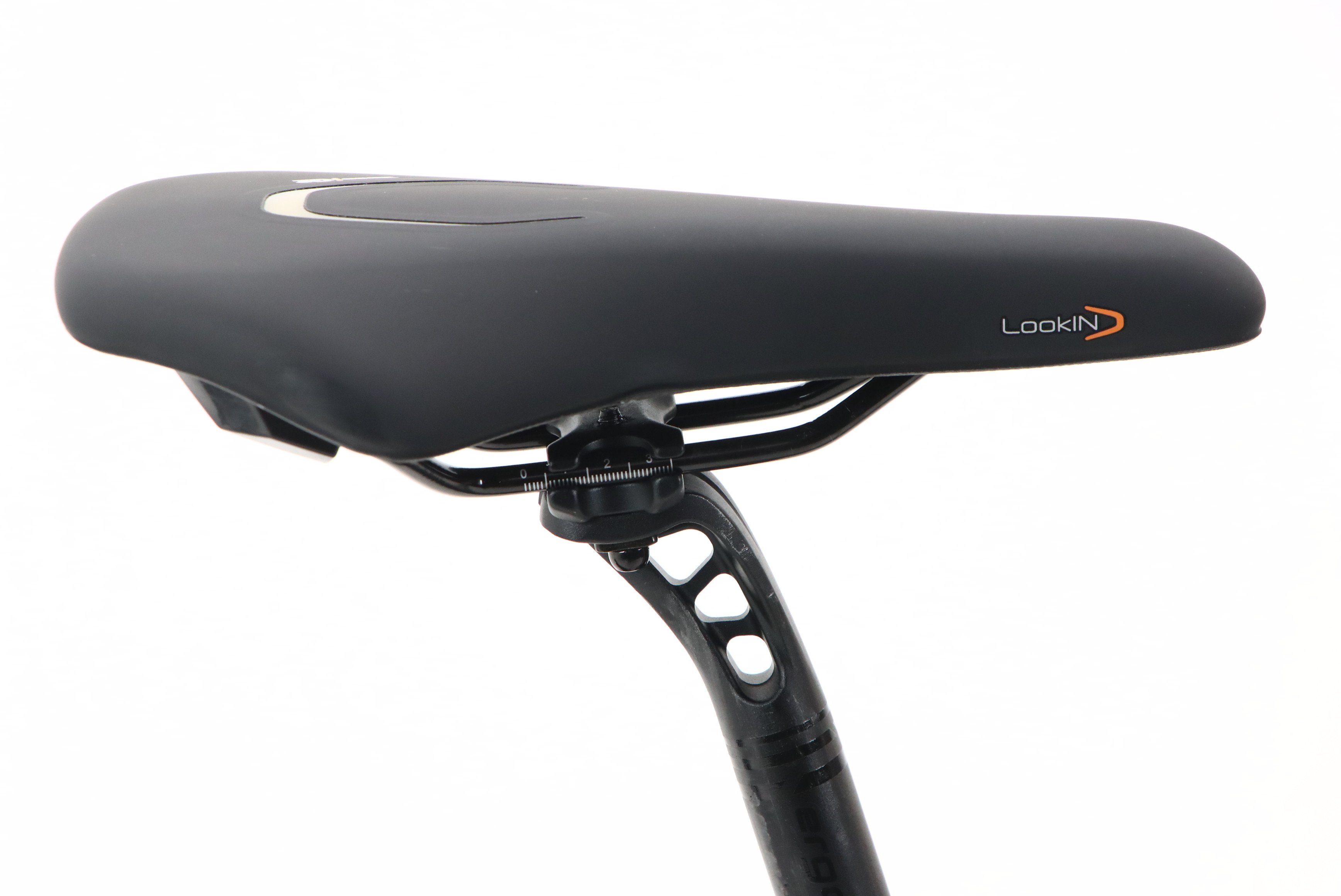 a0c5f457-cfe2-4fe0-8127-ce0e10000fa1