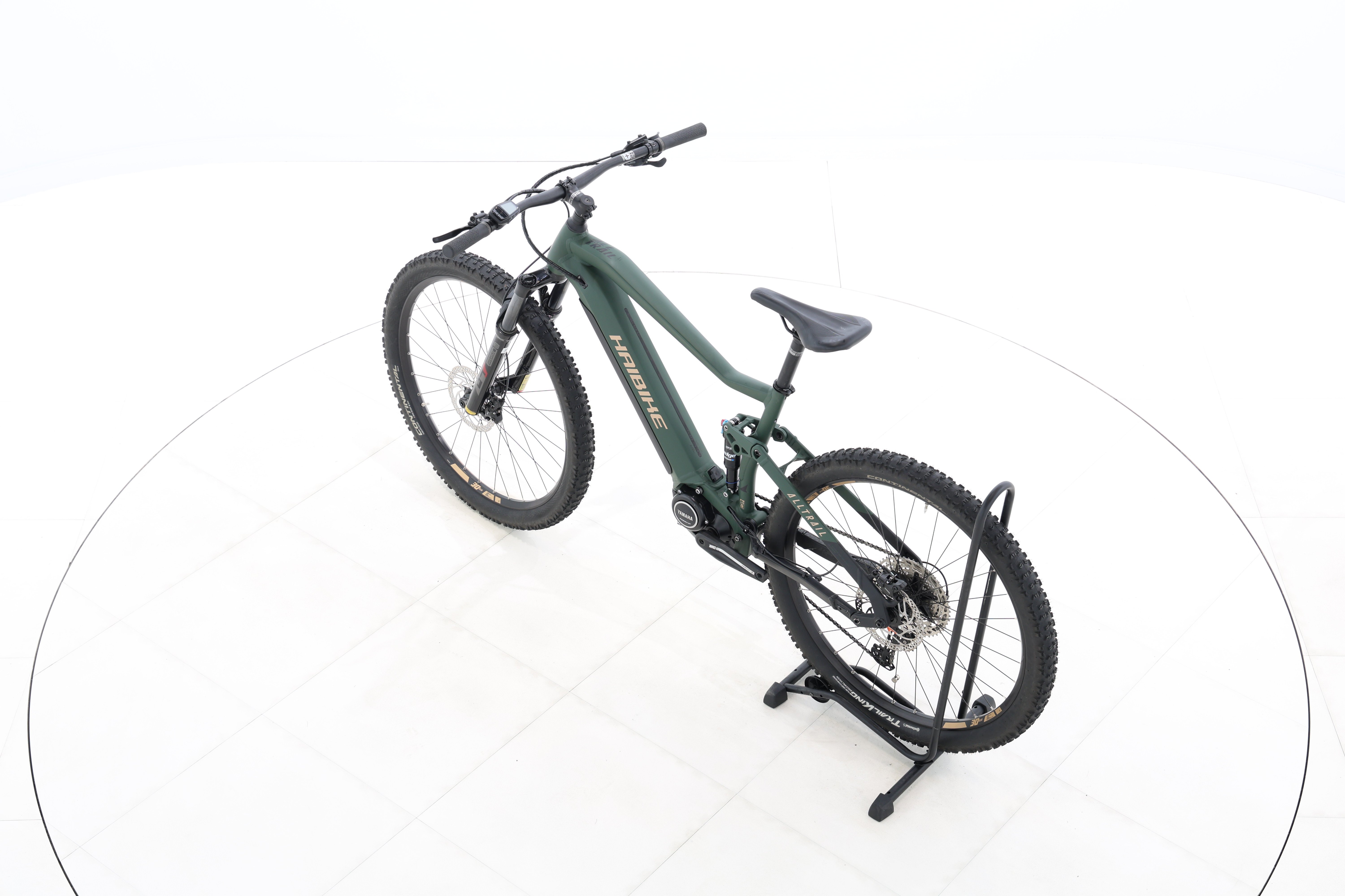 ce8f1398-11b0-454c-bd57-70f4170beabb