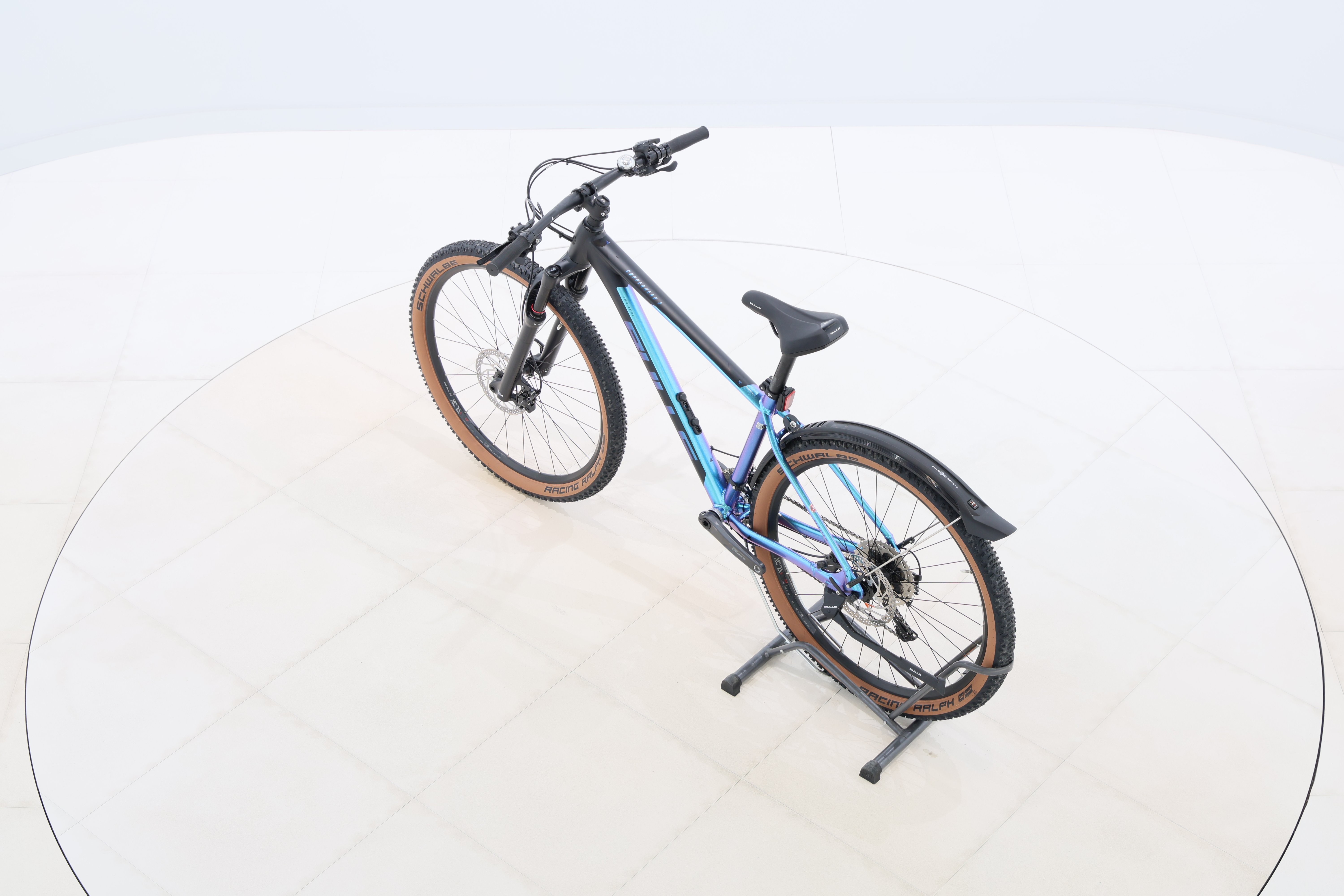 e1ac93f1-1ba3-4eb4-804d-70d430f9f20a