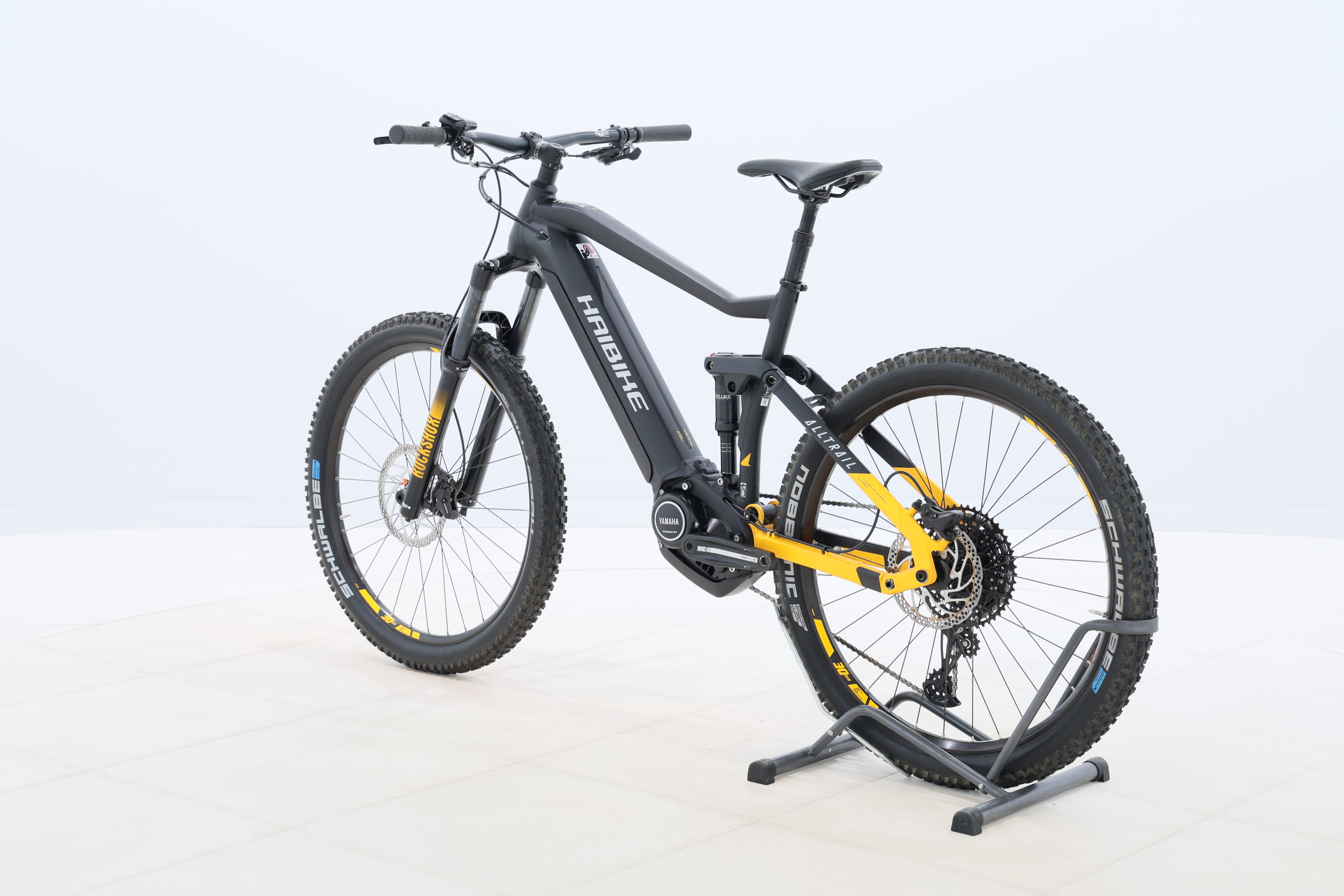 0108e4fa-ddcf-443a-91c8-652f0968410d