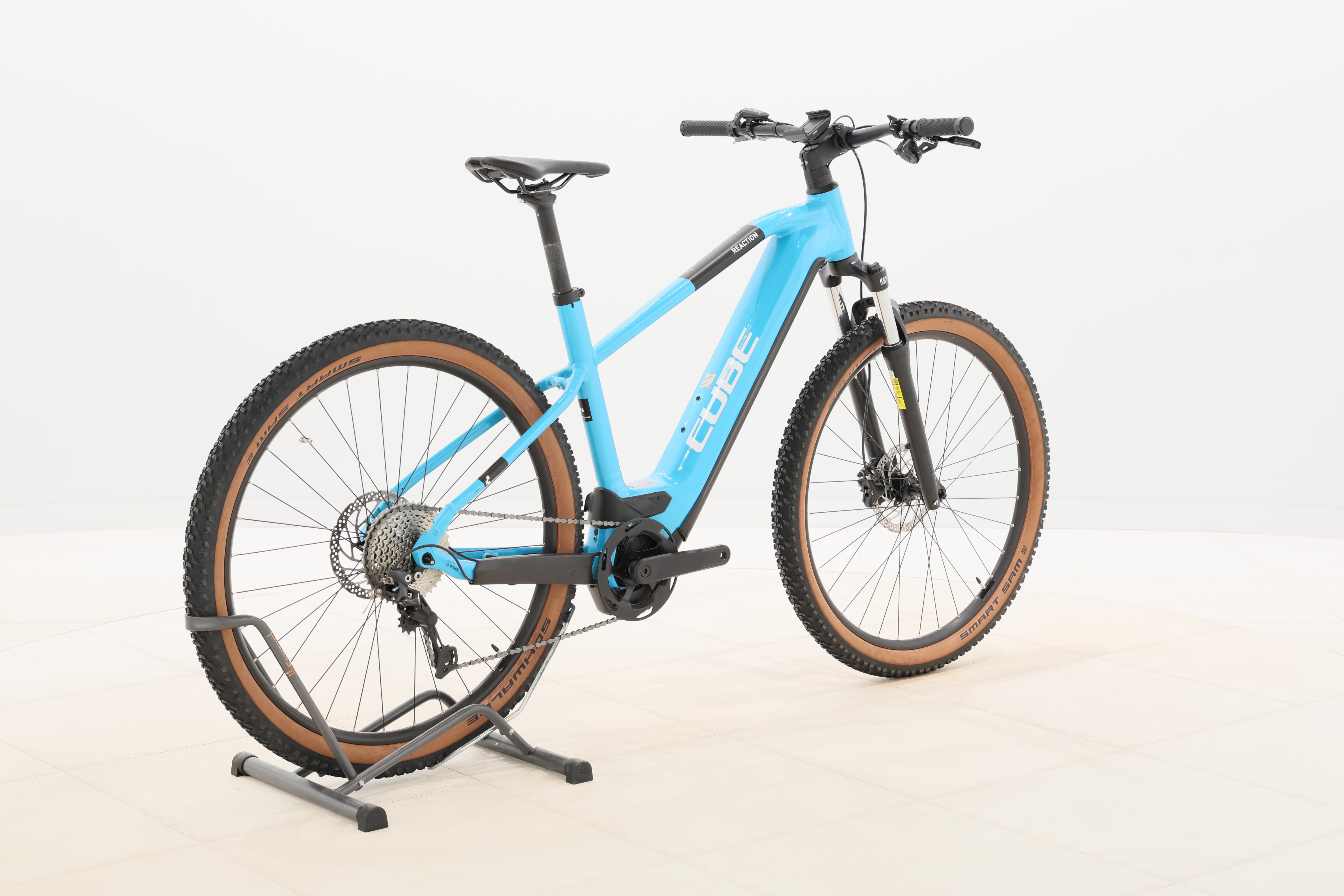 a131ad4a-e751-4da3-92fc-46b25c52f2d0