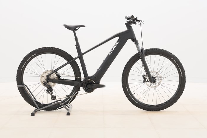 Cube Reaction Hybrid Race 800 2025