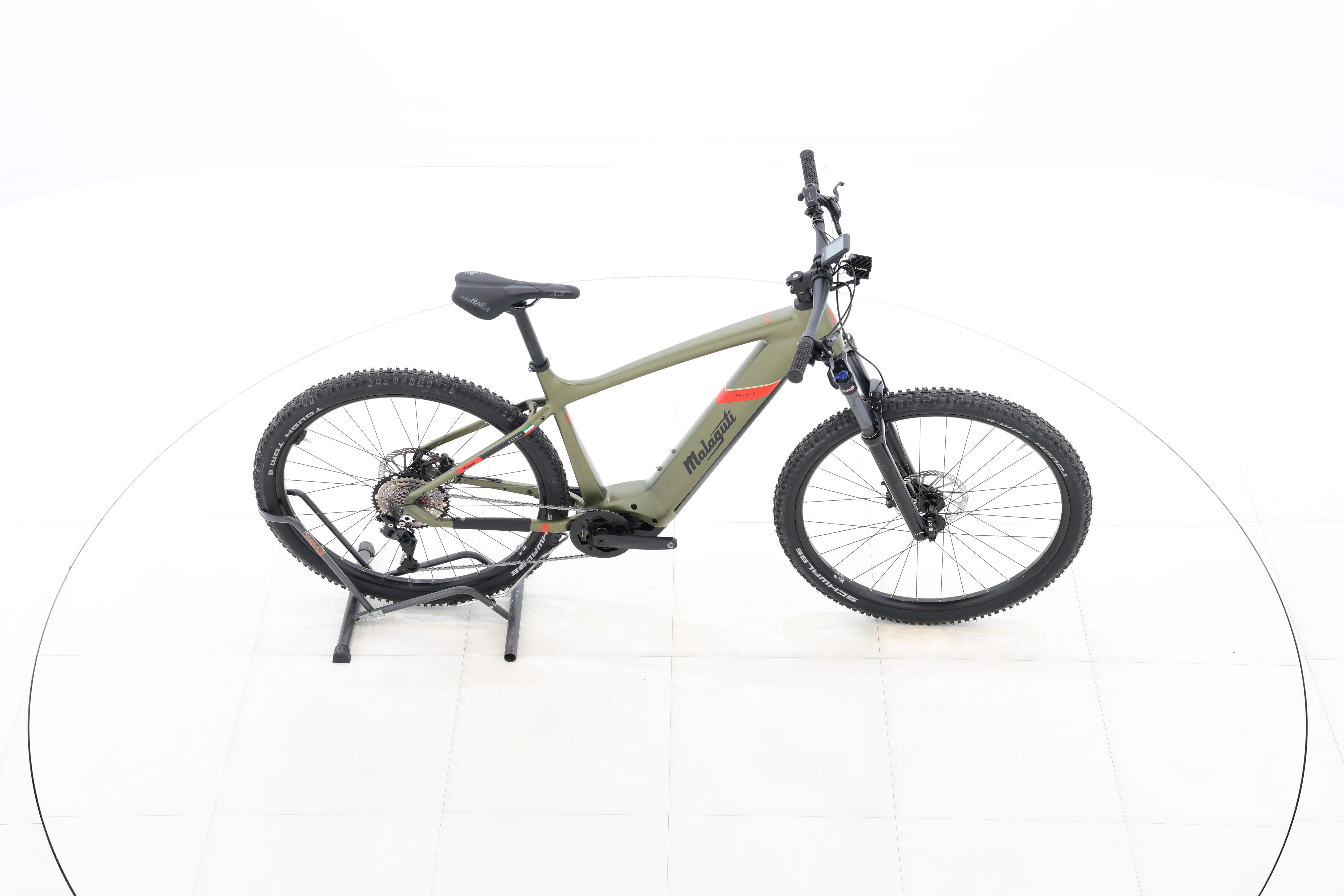 f0dd8298-b375-4d4e-bb6b-27d37ca12fe4