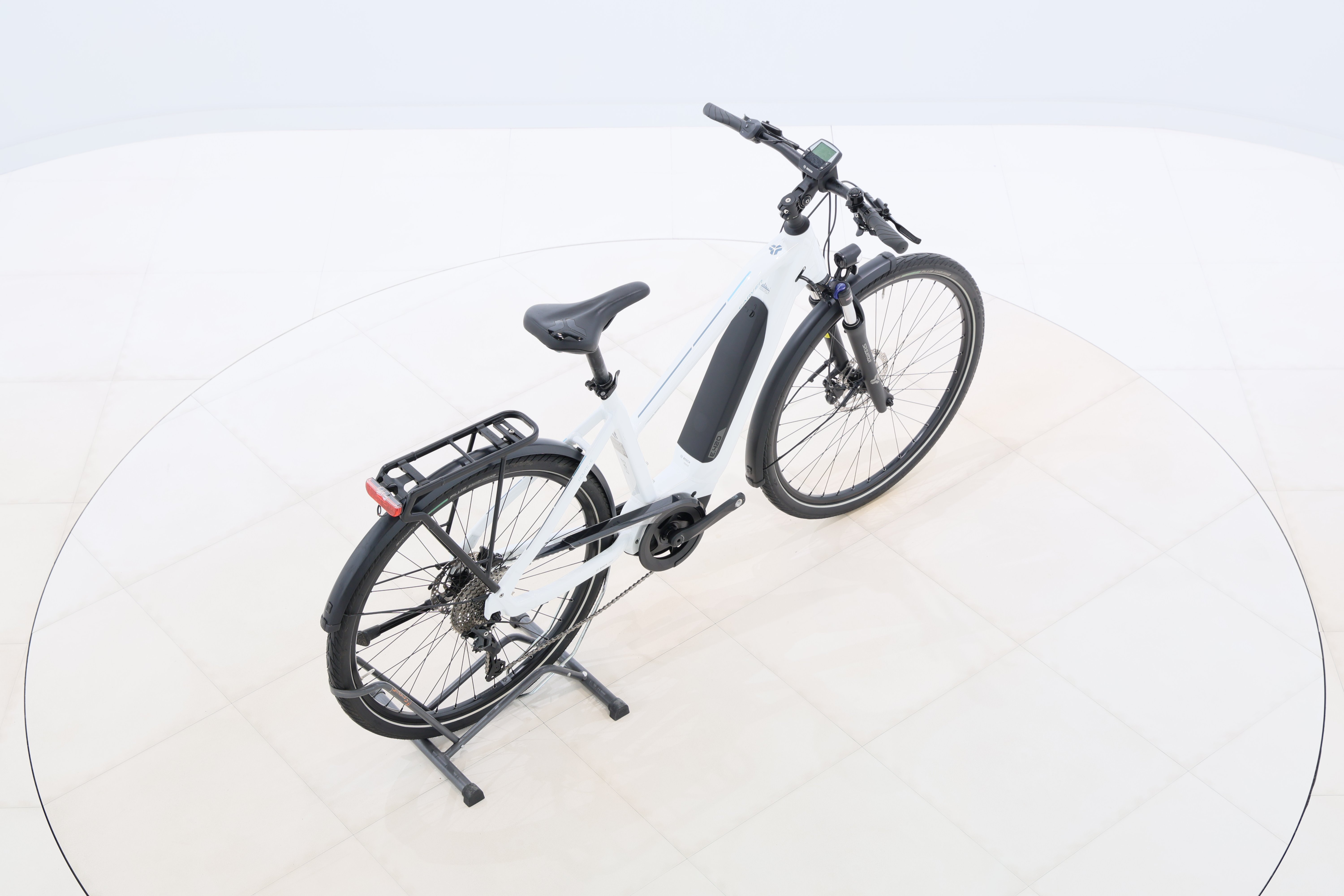 9885d813-f58d-4774-9dbb-d0aa56de6b01