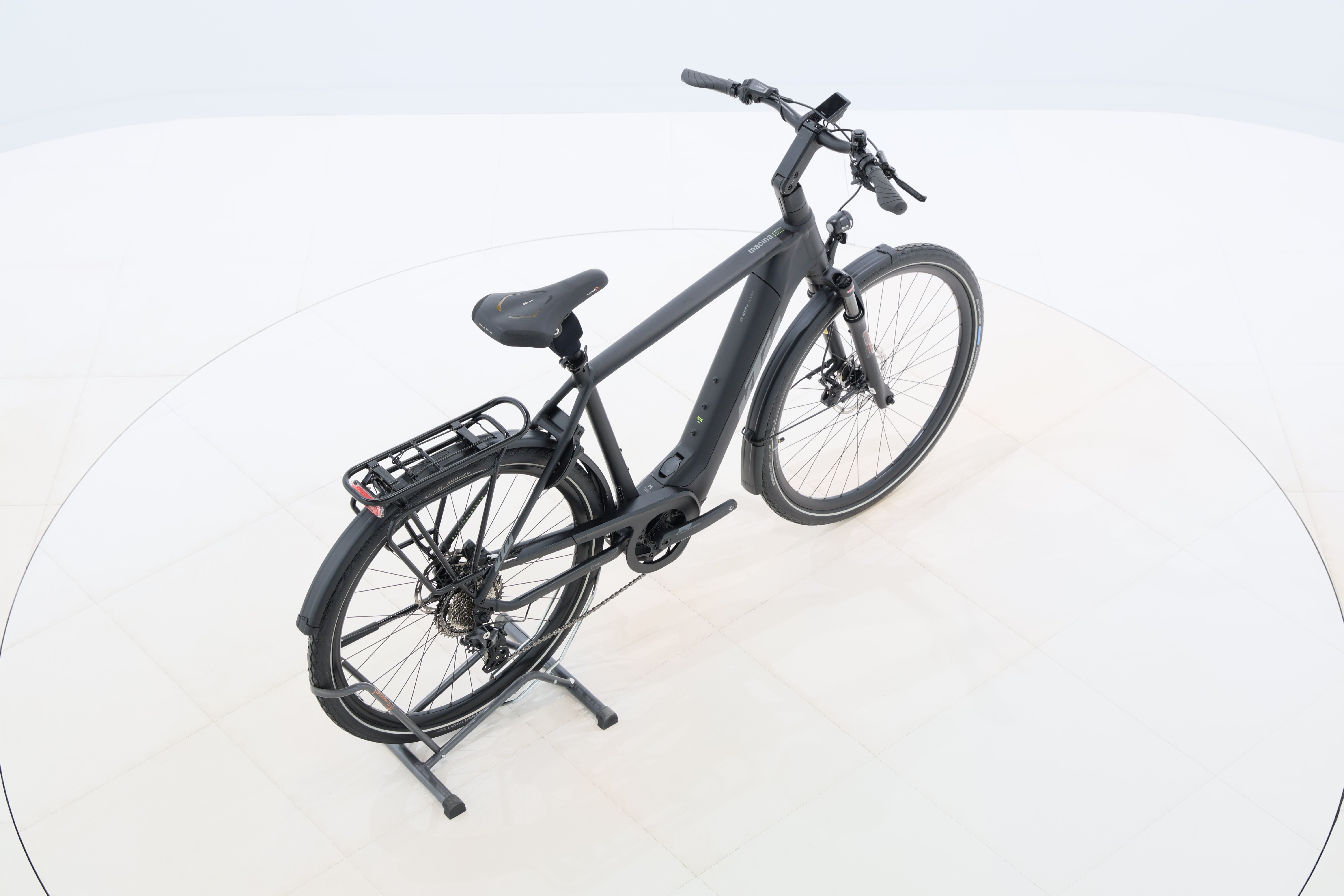 b8d379c4-f452-4610-a619-d039184571ea