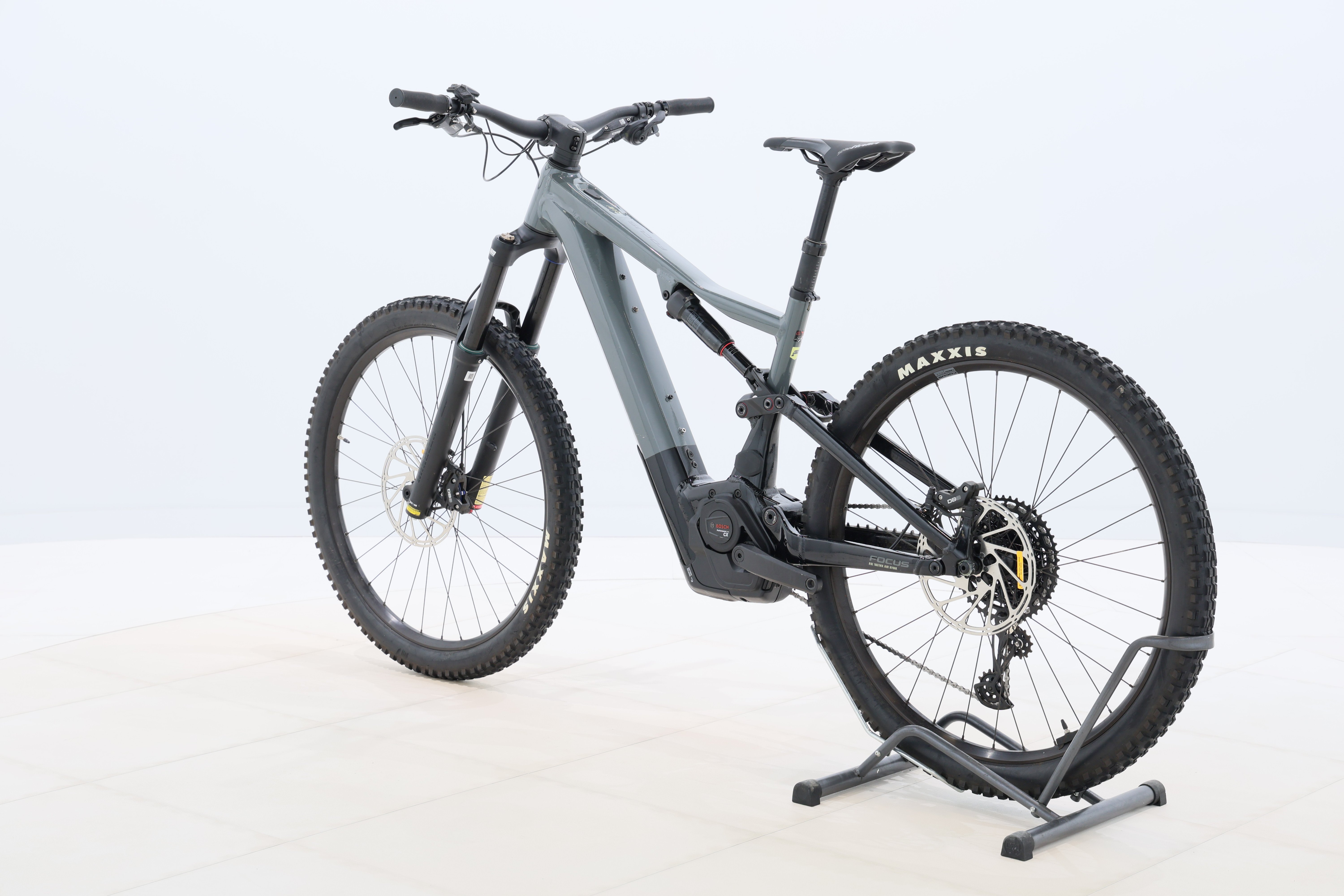 ca02cf72-b0cd-4cc5-8df7-6336ea53823a