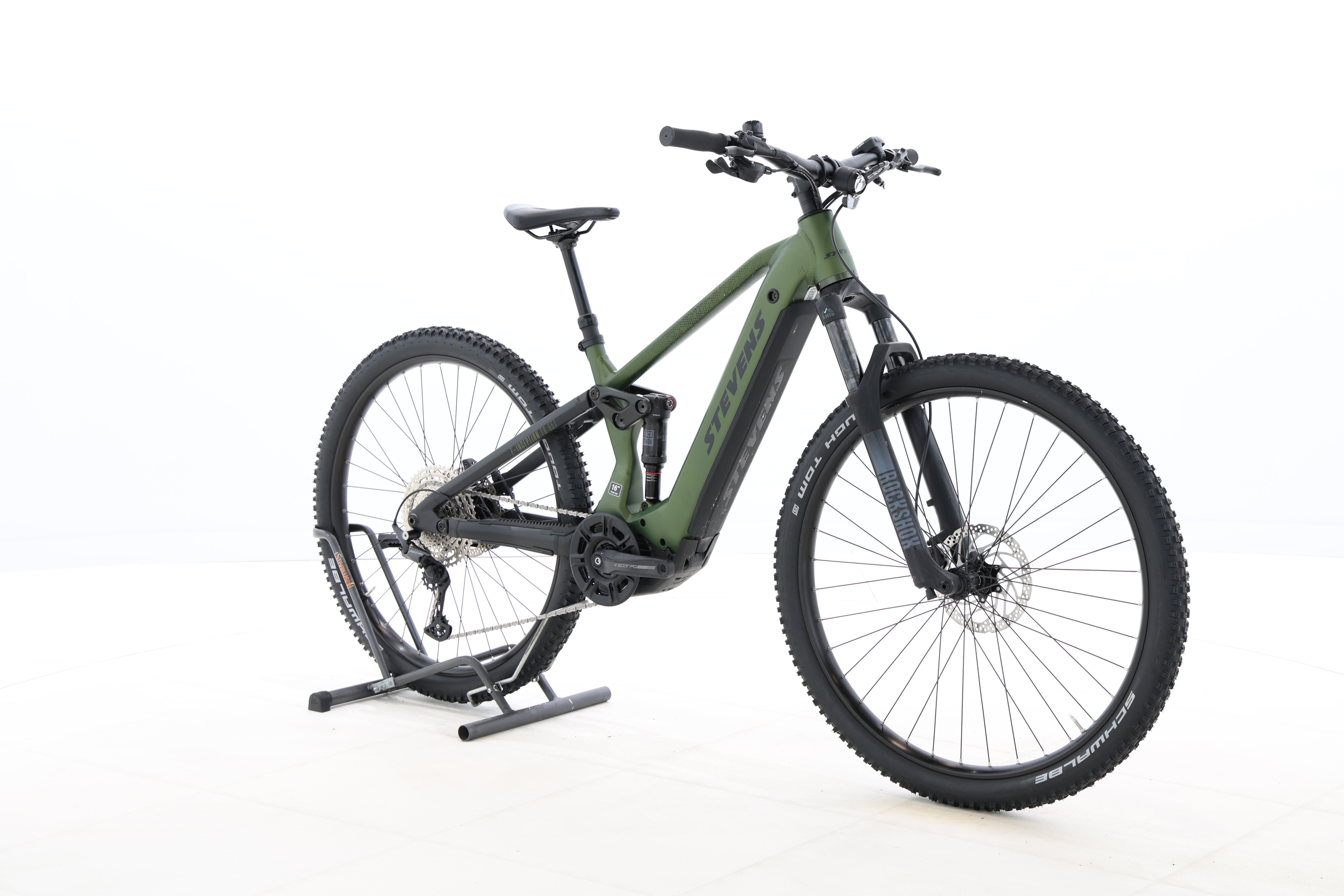 99a58ef9-6b0f-4928-a3ca-7f49db3f524e