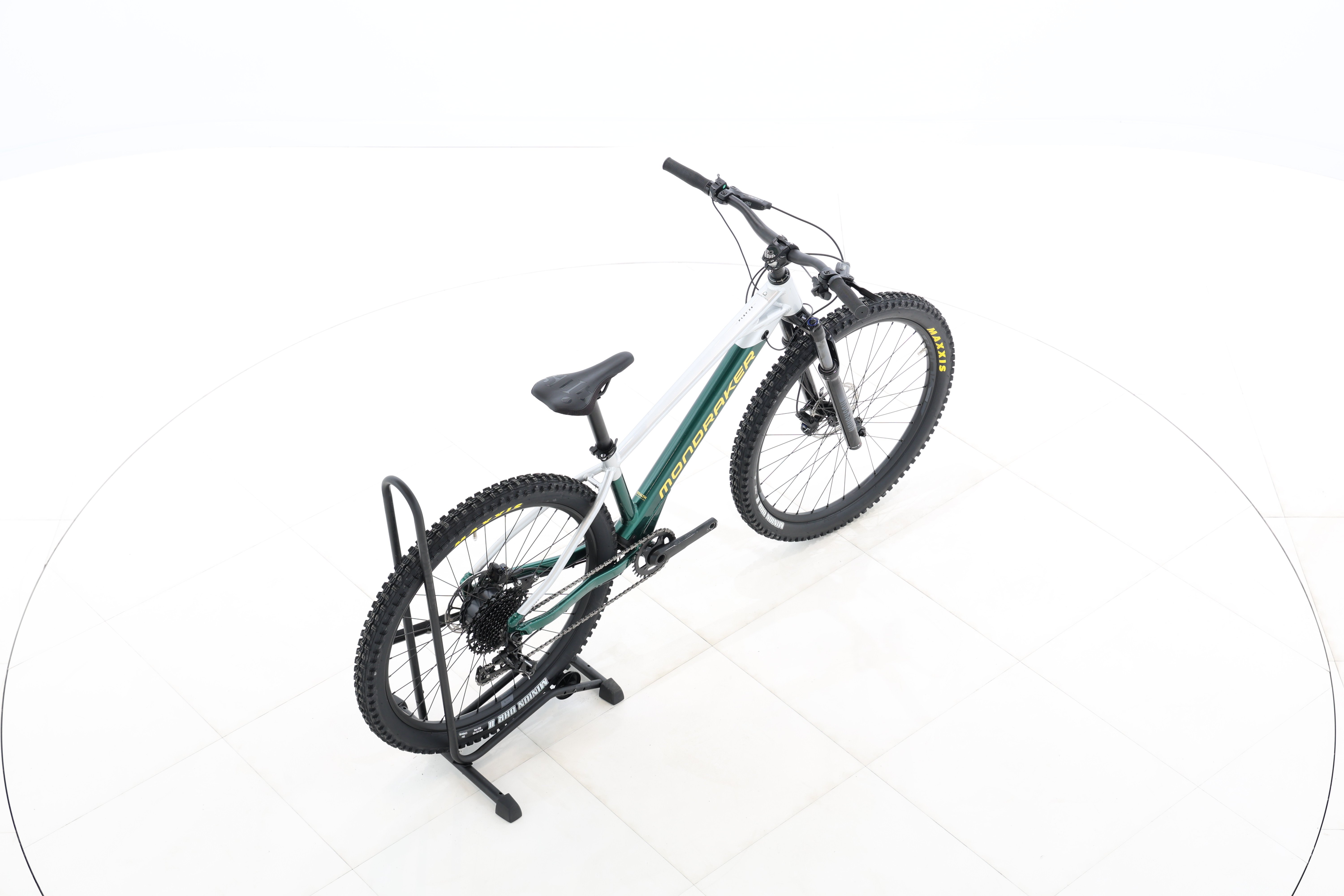 b66f7498-31fb-4422-9352-c5678f0c4f71