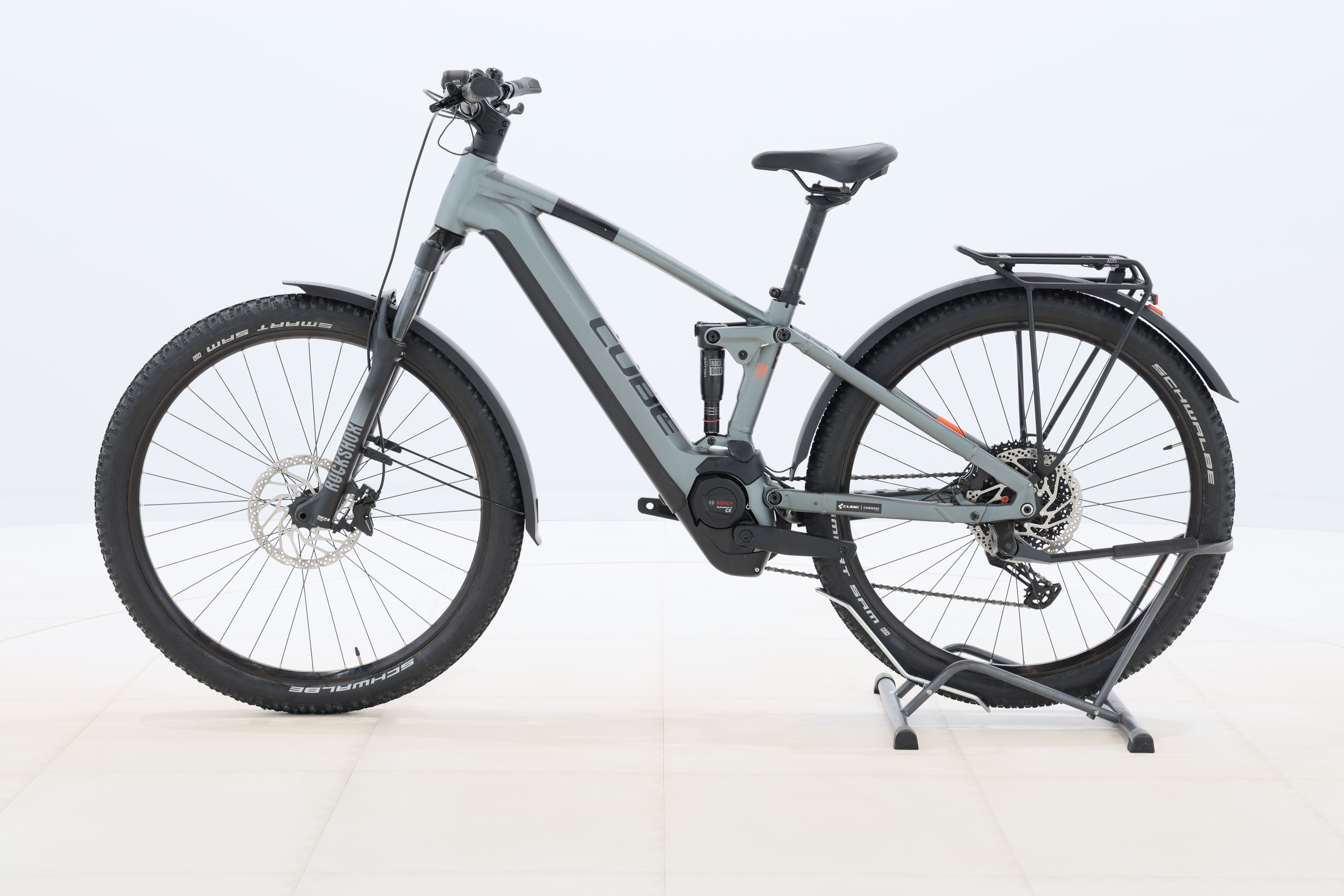 d6bd700d-f026-4633-bd70-d9e9f0cc2da1